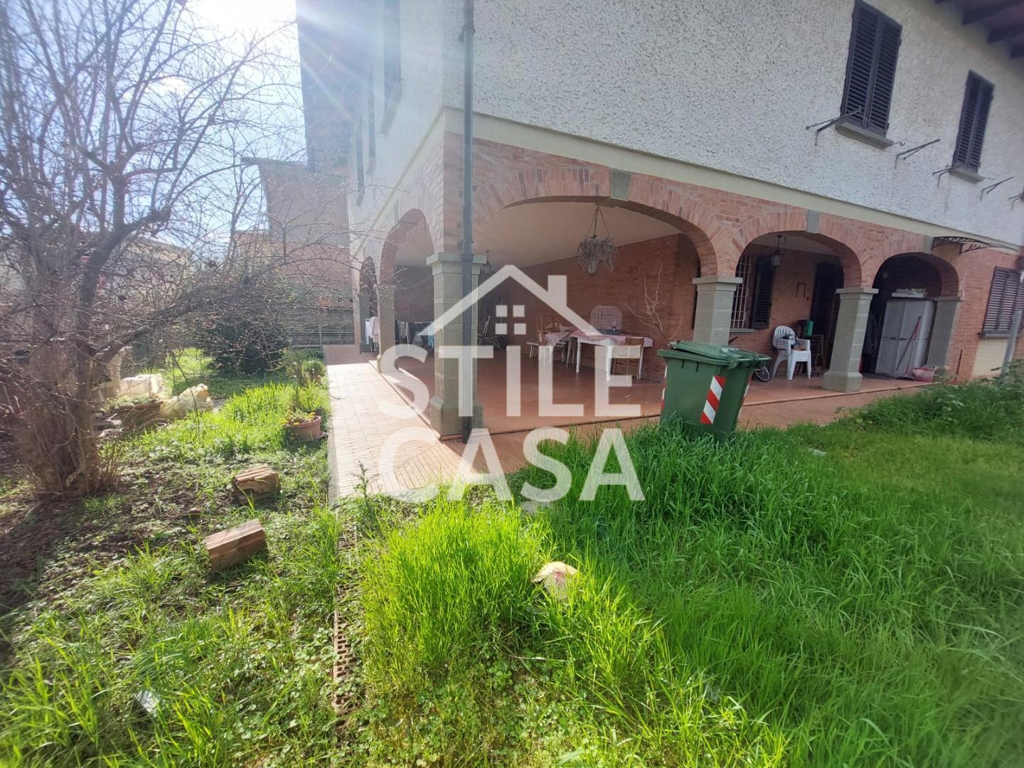 Quadrilocale con giardino, Altopascio marginone