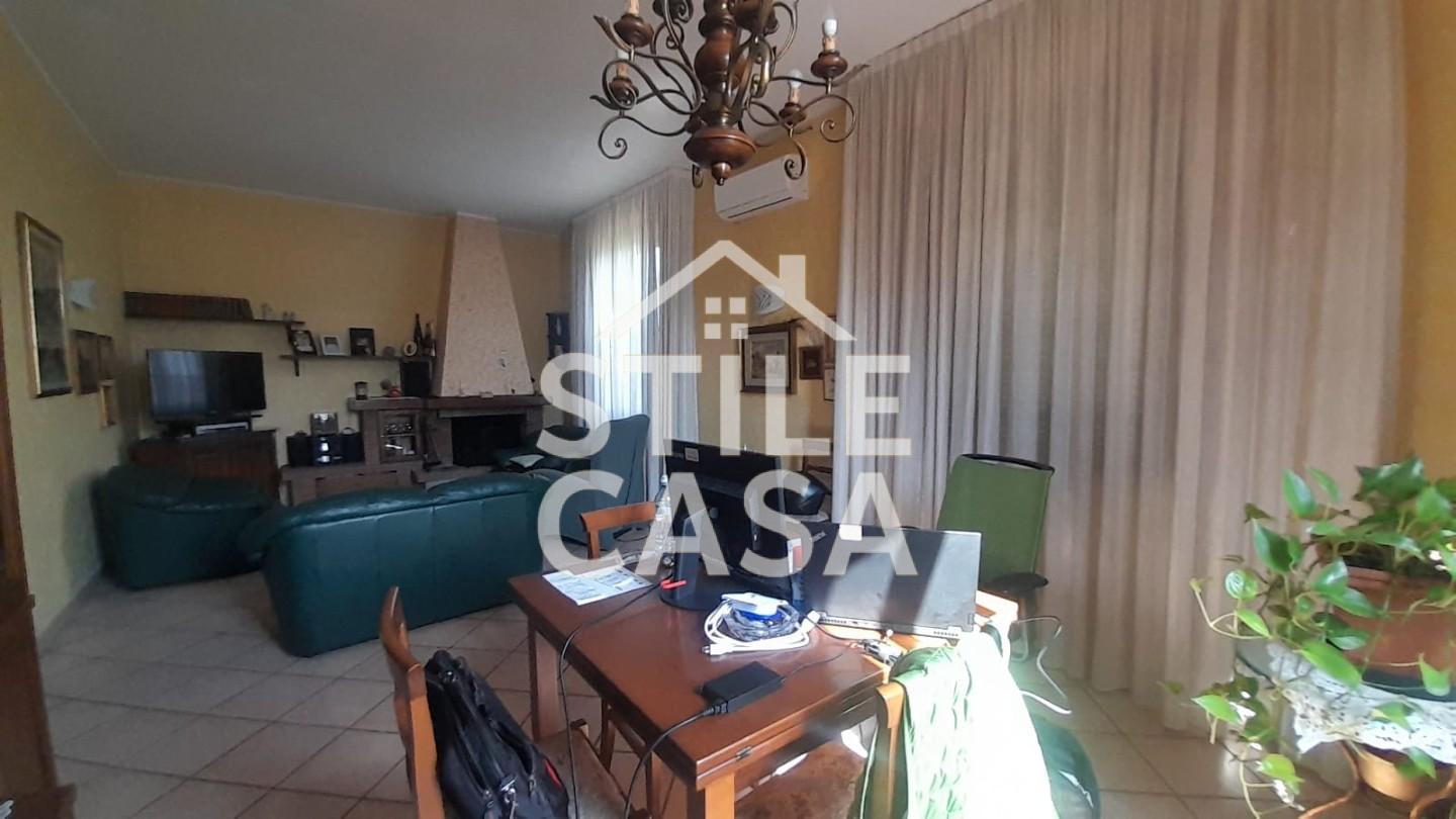 Casa indipendente con giardino, Castelfranco di Sotto orentano