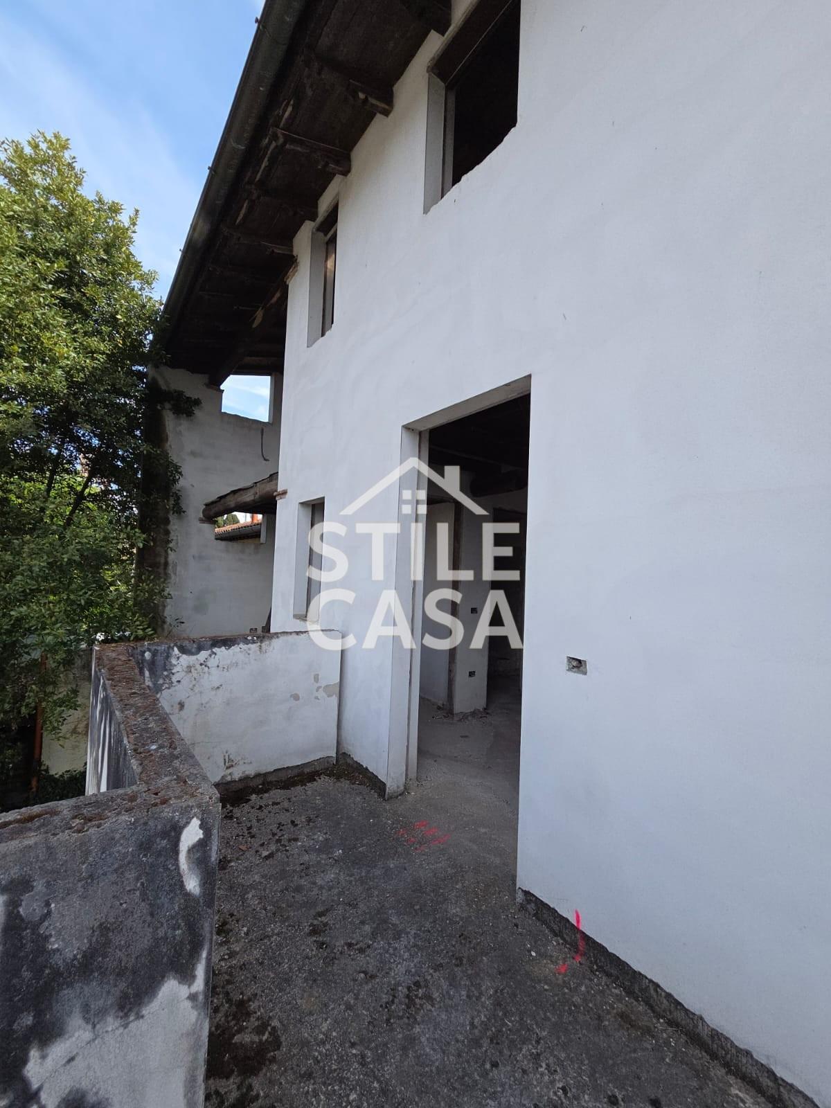 Casa indipendente con giardino, Lucca san vito