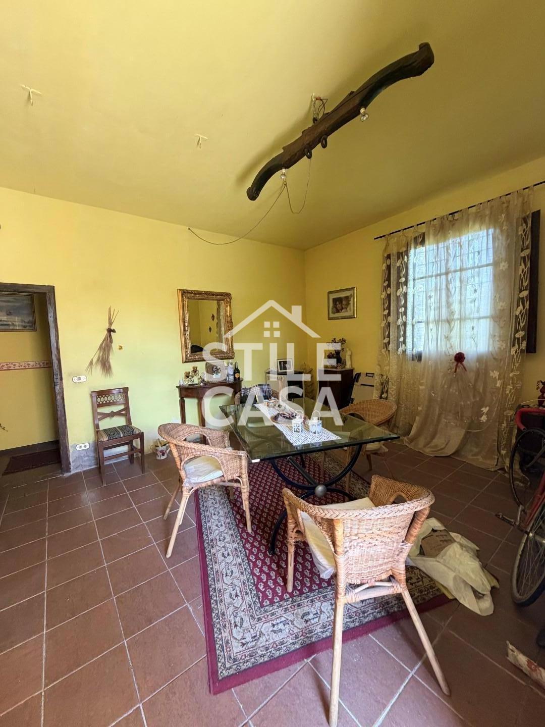 Casa indipendente con giardino, Altopascio ponte alla ciliegia