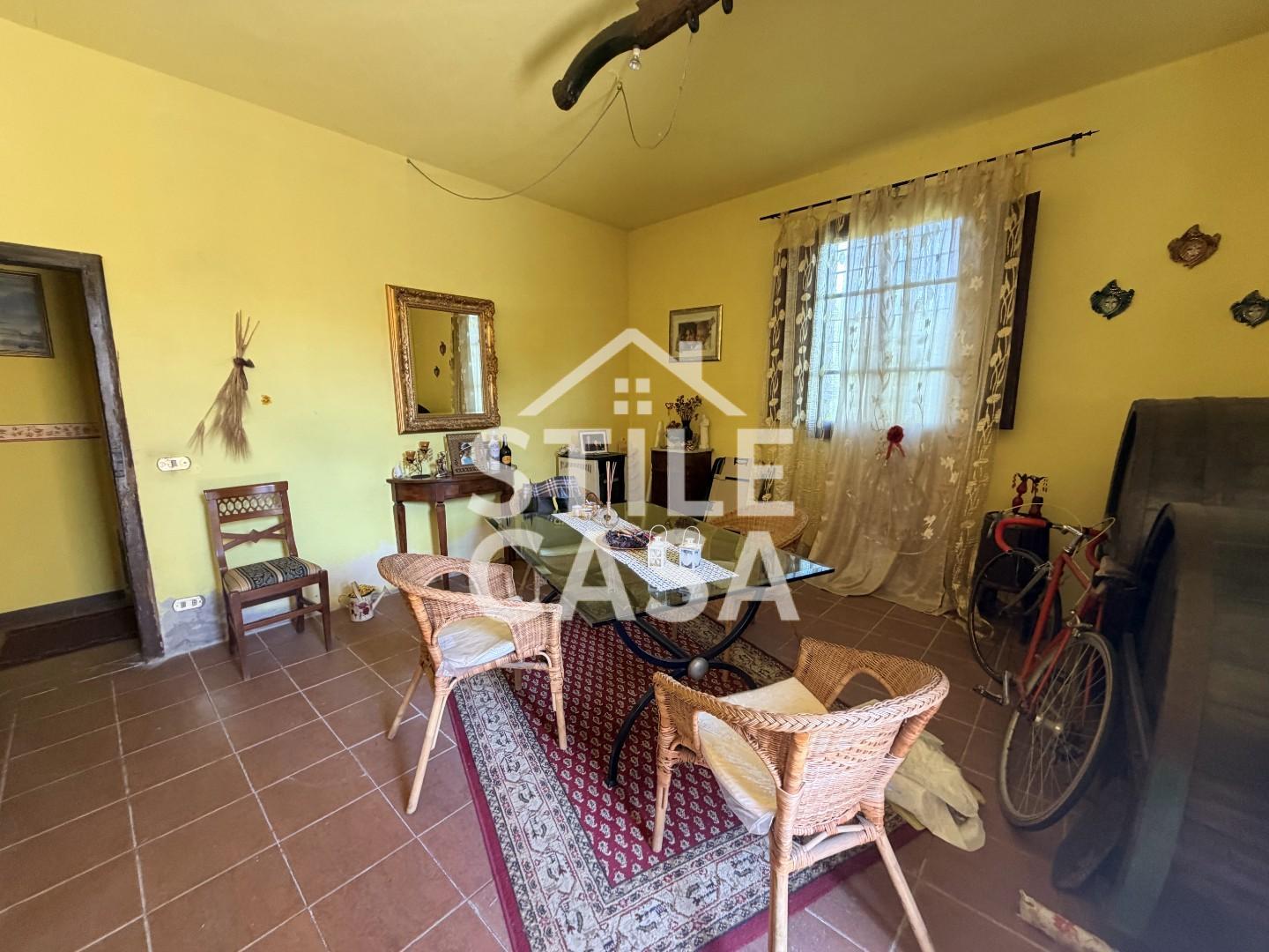Casa indipendente con giardino, Altopascio ponte alla ciliegia