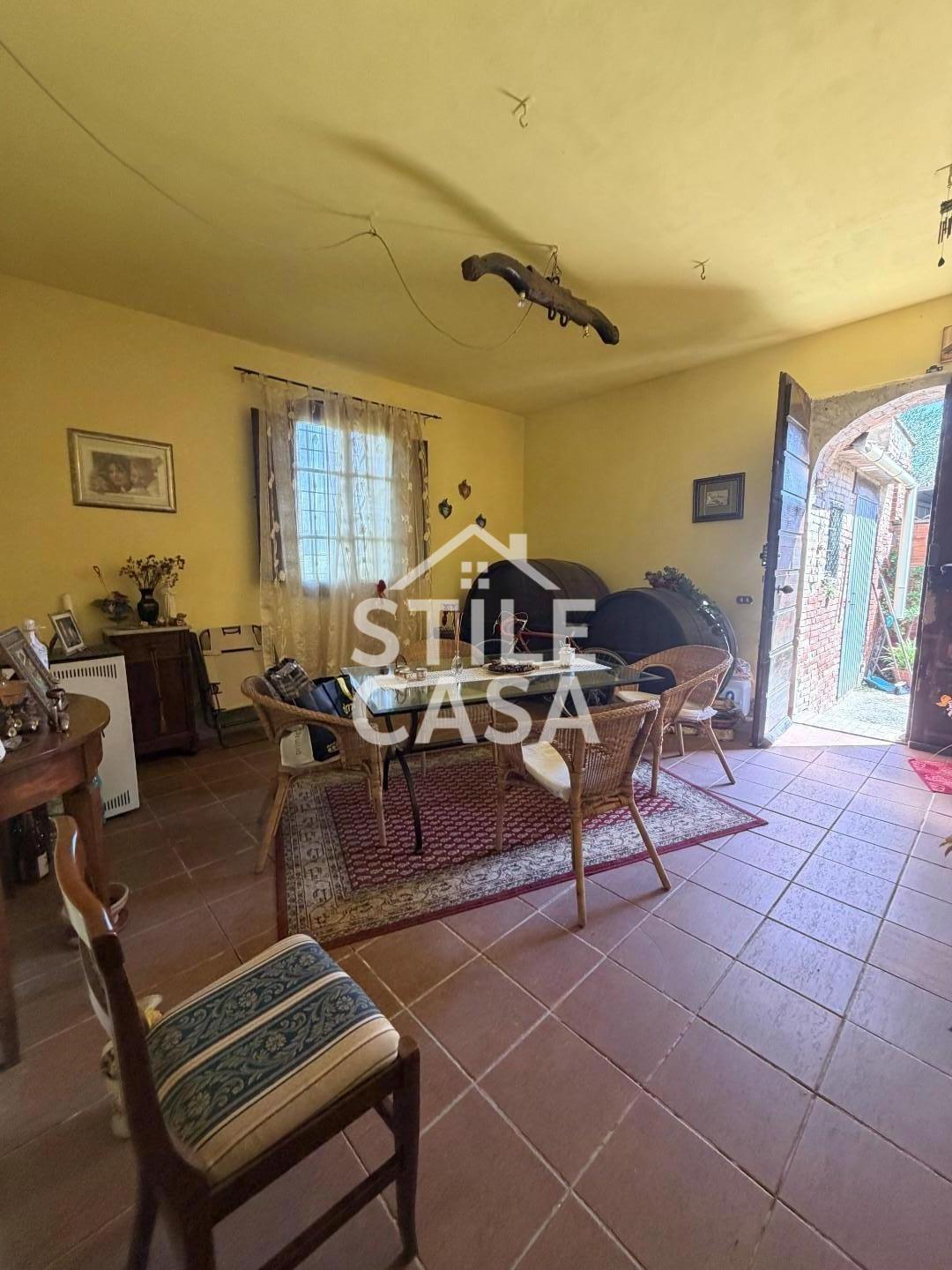 Casa indipendente con giardino, Altopascio ponte alla ciliegia