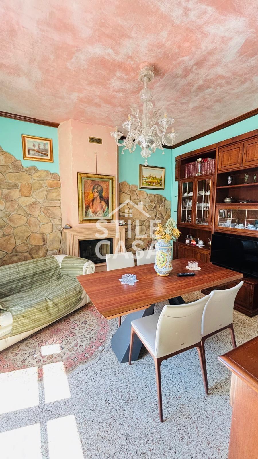 Casa indipendente in vendita, Pescia collodi