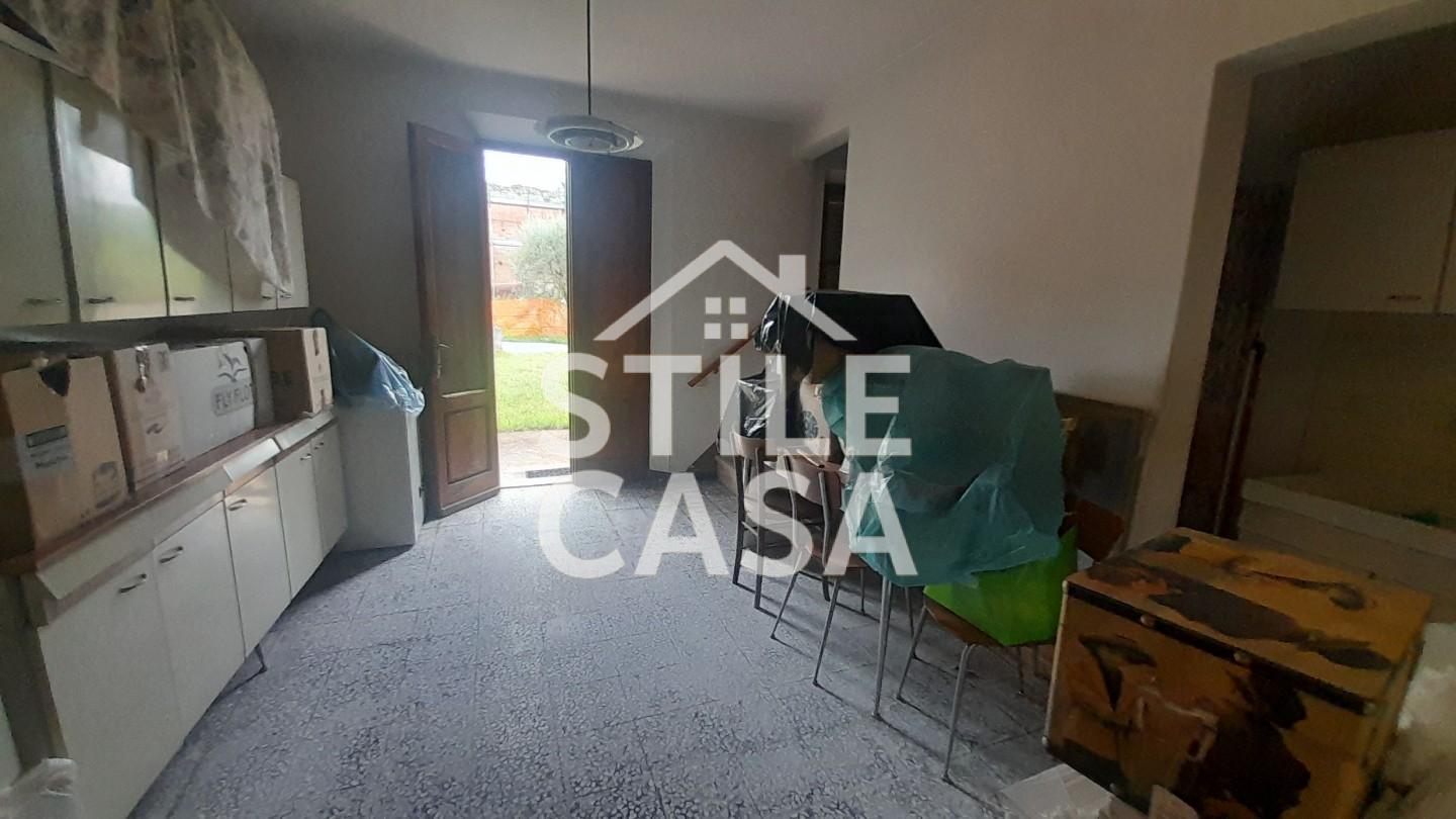 Casa indipendente con giardino, Fucecchio massarella