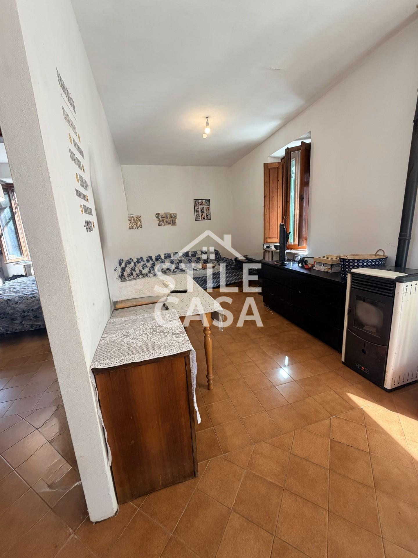Casa indipendente con giardino a Chiesina Uzzanese