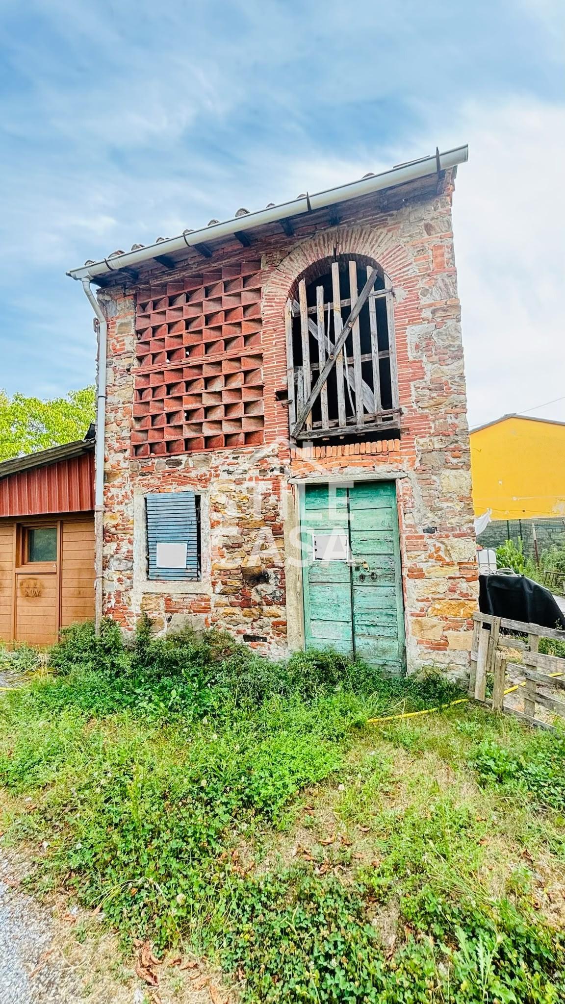 Rustico con giardino, Lucca san concordio contrada