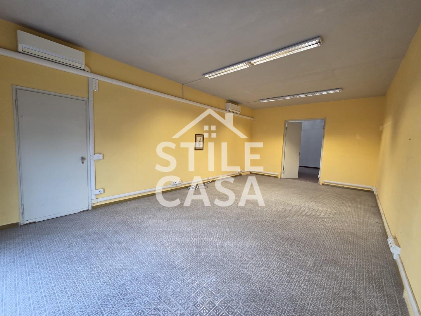 Locale commerciale in affitto, Capannori segromigno in piano
