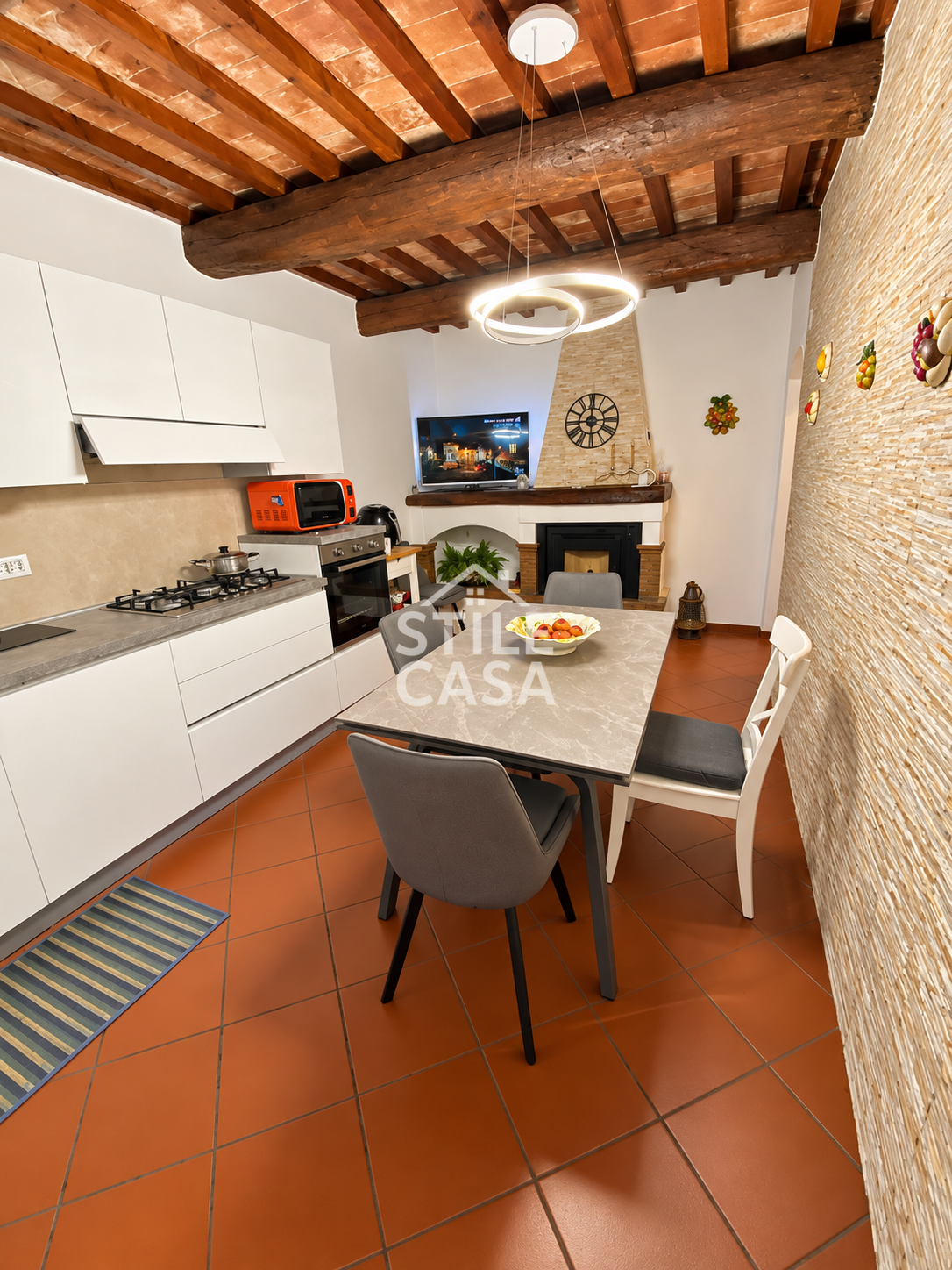 Casa indipendente con giardino, Lucca sant'alessio