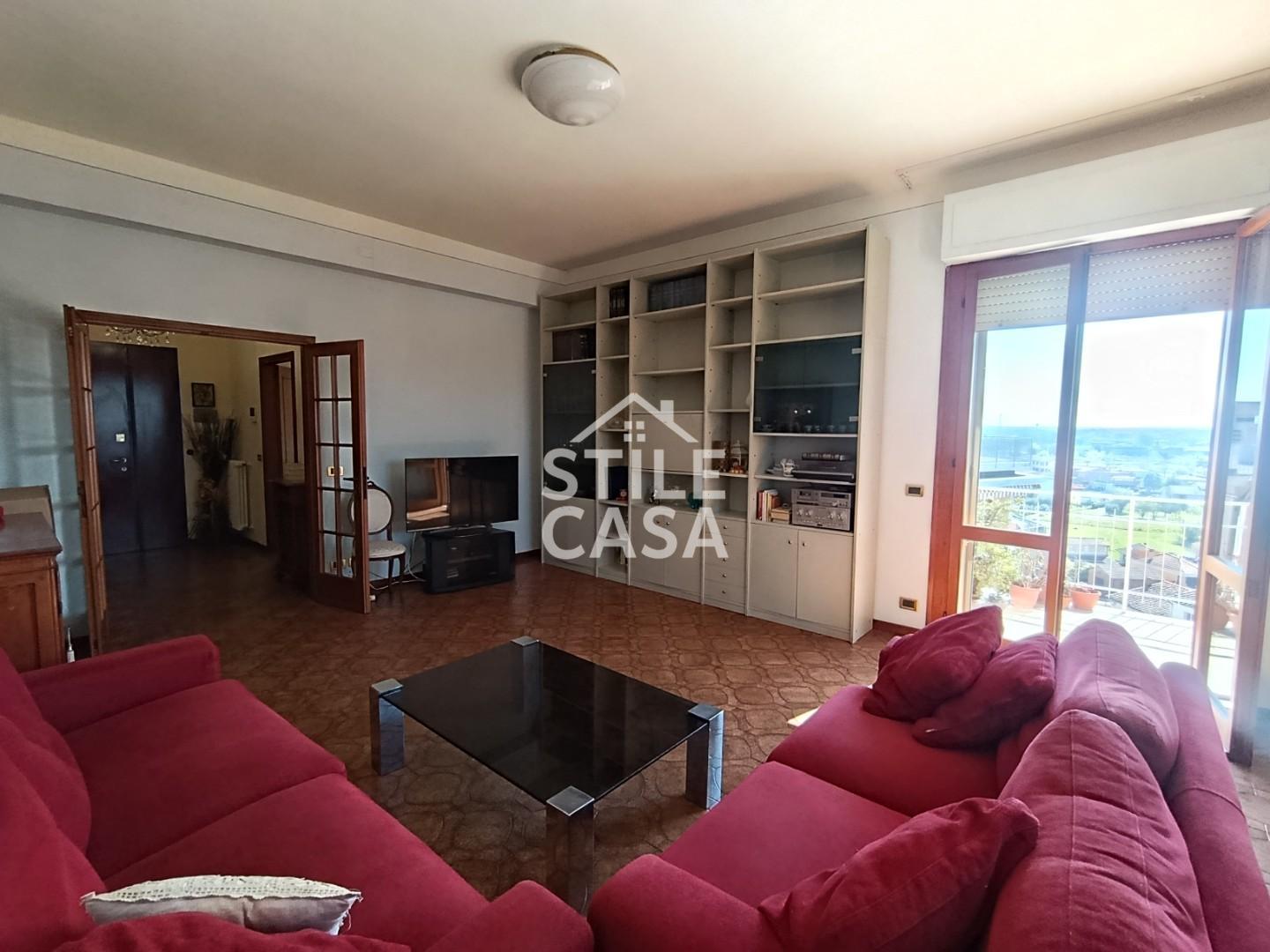 Appartamento con terrazzo a Altopascio