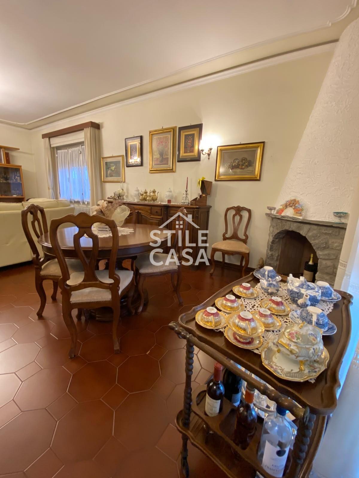 Appartamento con terrazzo a Montecatini-Terme