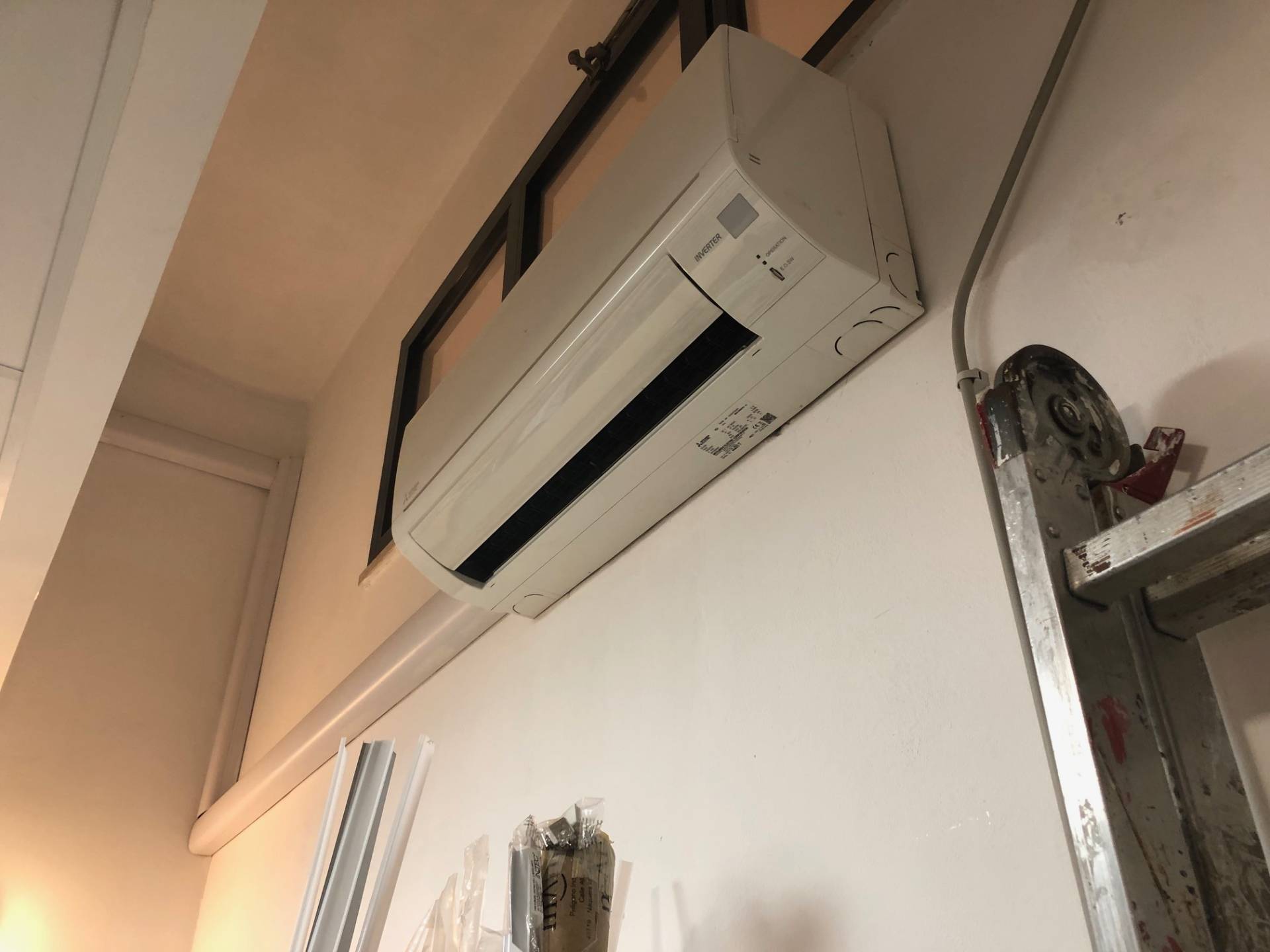 Locale commerciale in vendita a Giulianova, centro