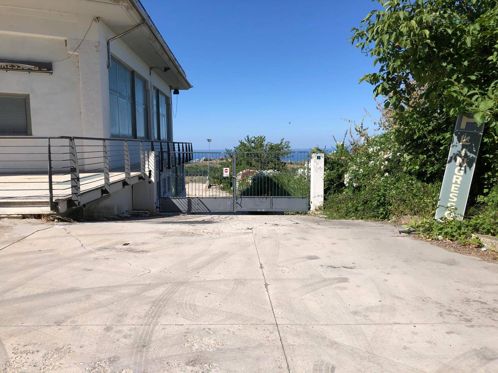 Capannone in vendita a Atri, centro