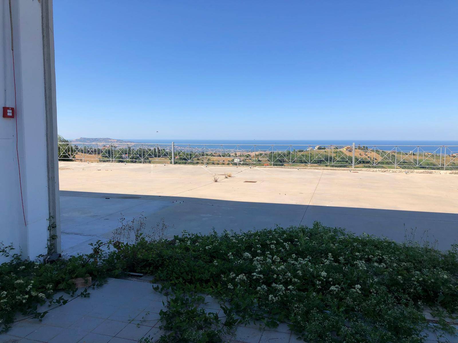 Capannone in vendita a Atri, centro