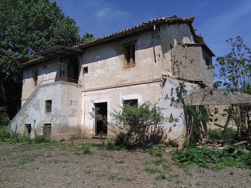Terreno Agricolo in vendita a Bellante, Villa De Luca