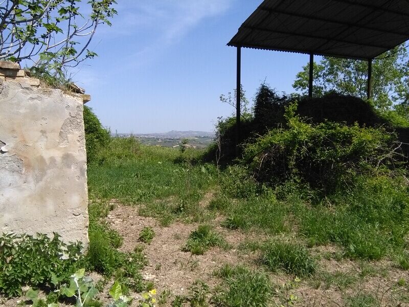 Terreno Agricolo in vendita a Bellante, Villa De Luca