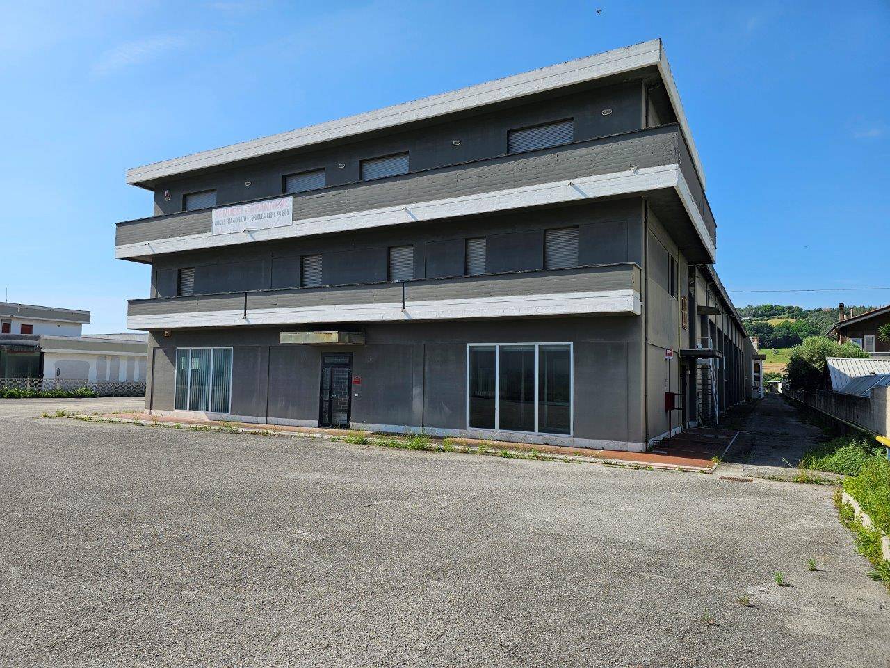 Capannone in vendita a Tortoreto, Salino