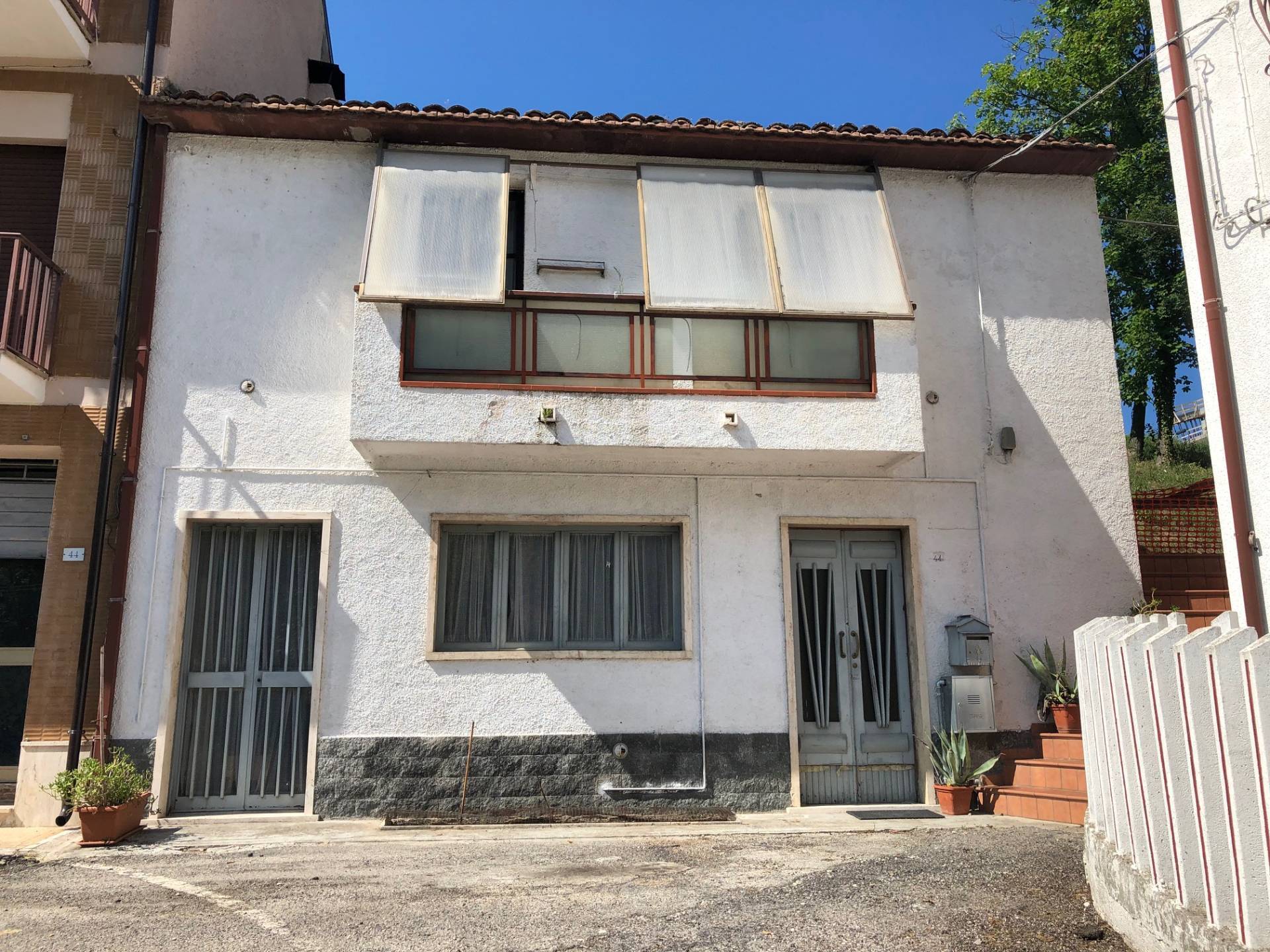 Villette a schiera in vendita a Isola del Gran Sasso d'Italia, centro