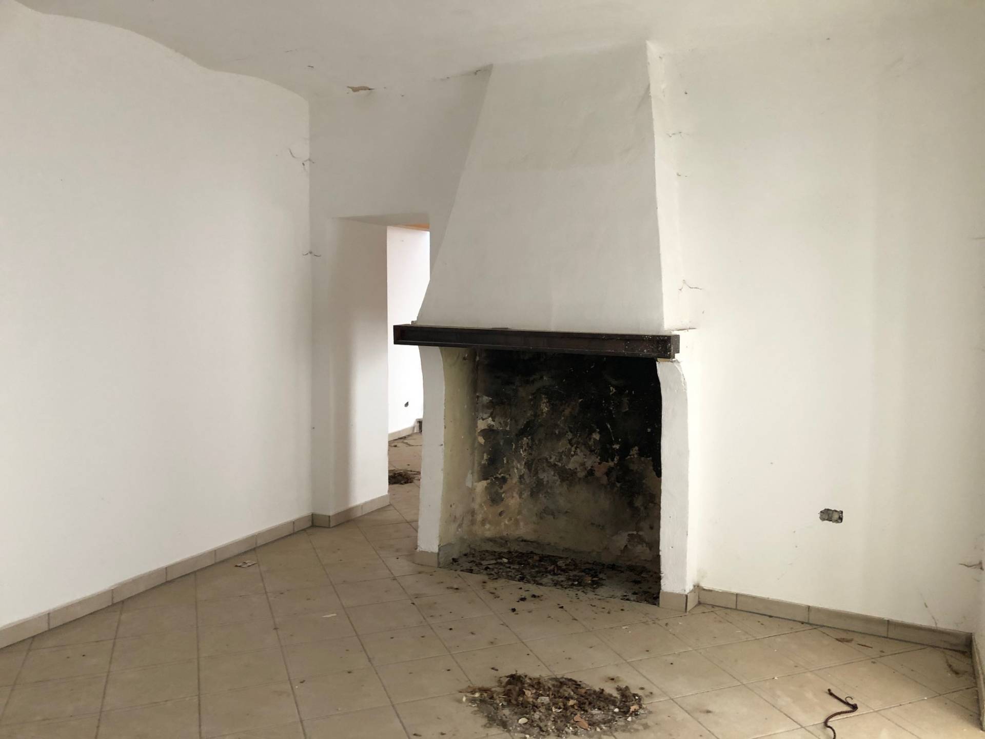 Appartamento in vendita a Castelli, Villa Rossi