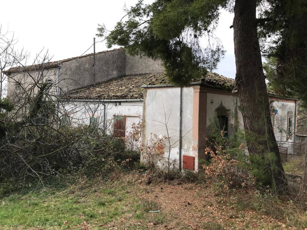 Rustico in vendita a Civitella del Tronto, Ponzano