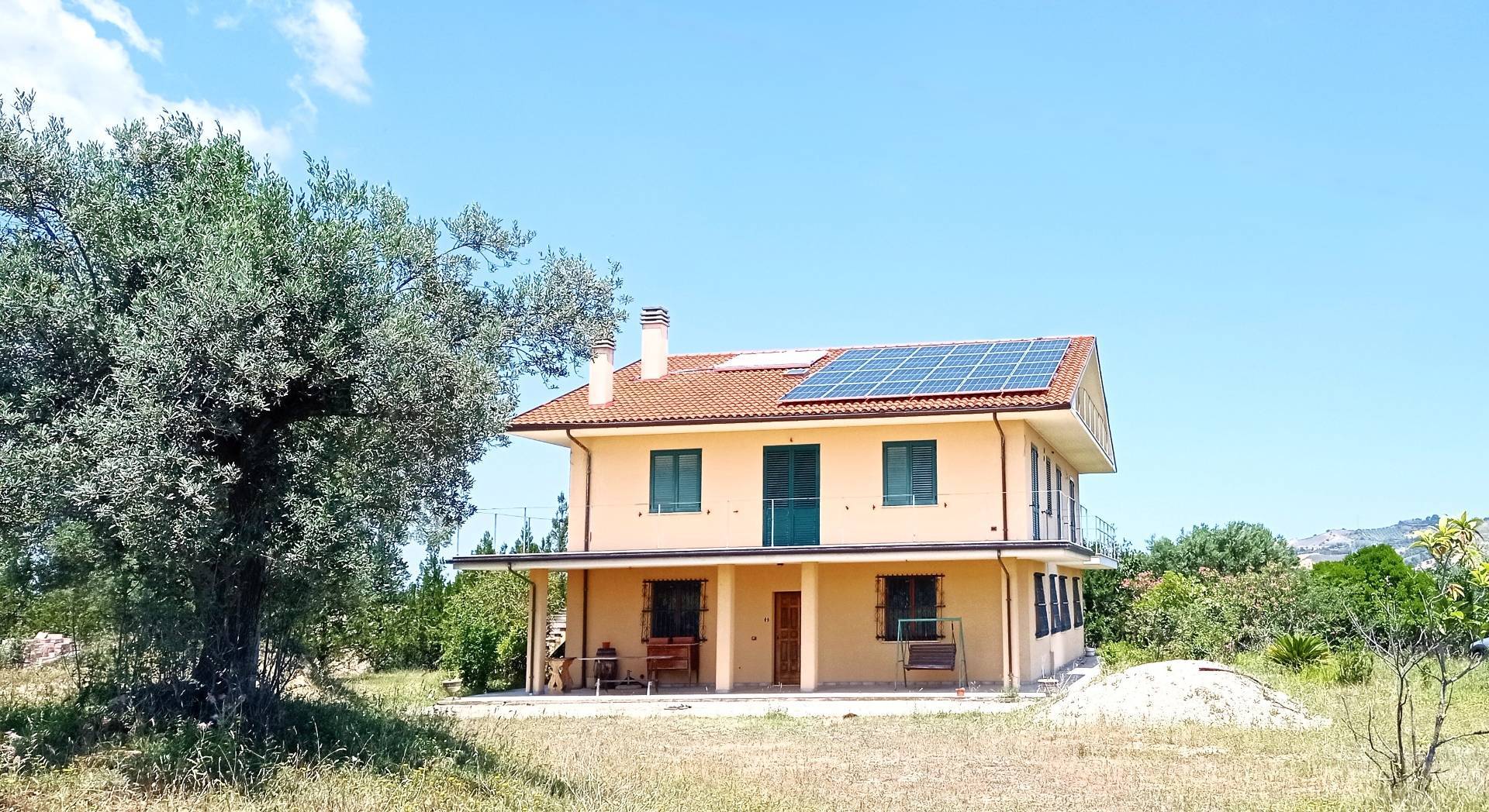 Villa in vendita a Sant'Omero, Poggio Morello