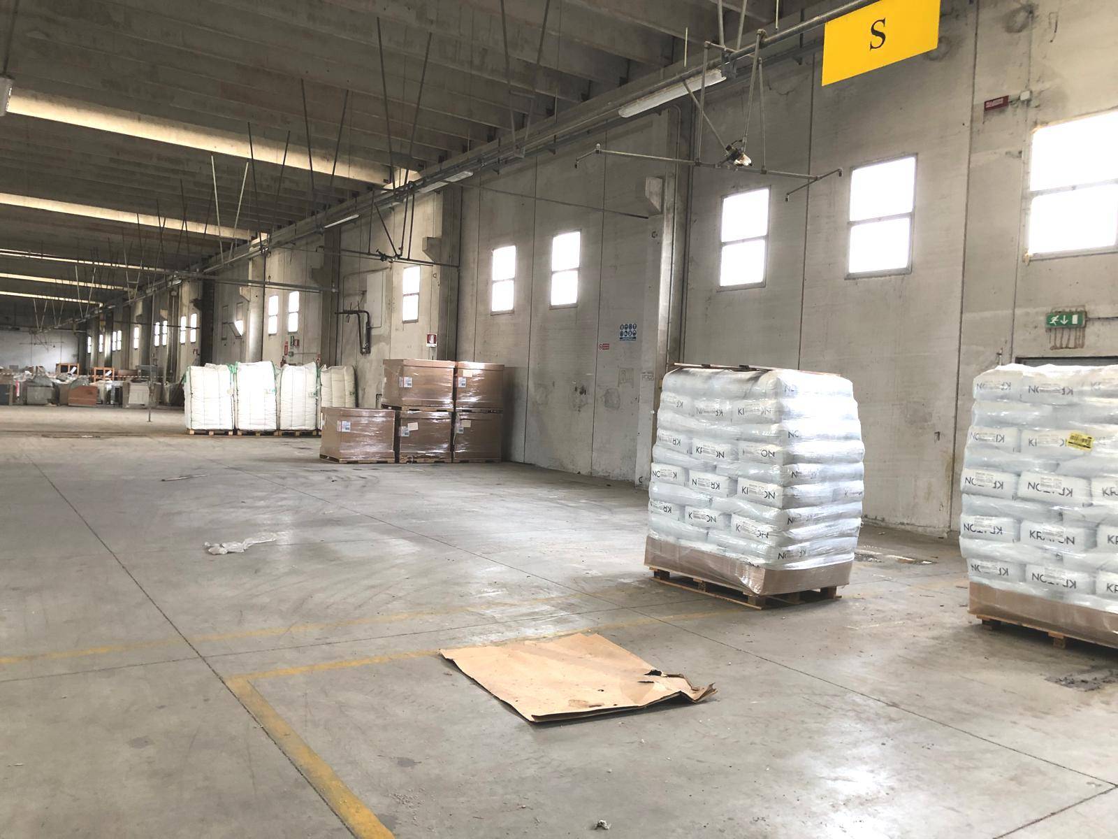 Capannone in vendita a Tortoreto, Salino