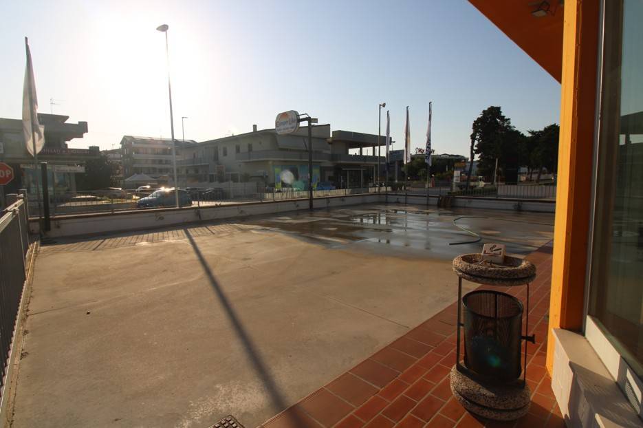 Capannone in vendita a Tortoreto, Tortoreto Lido