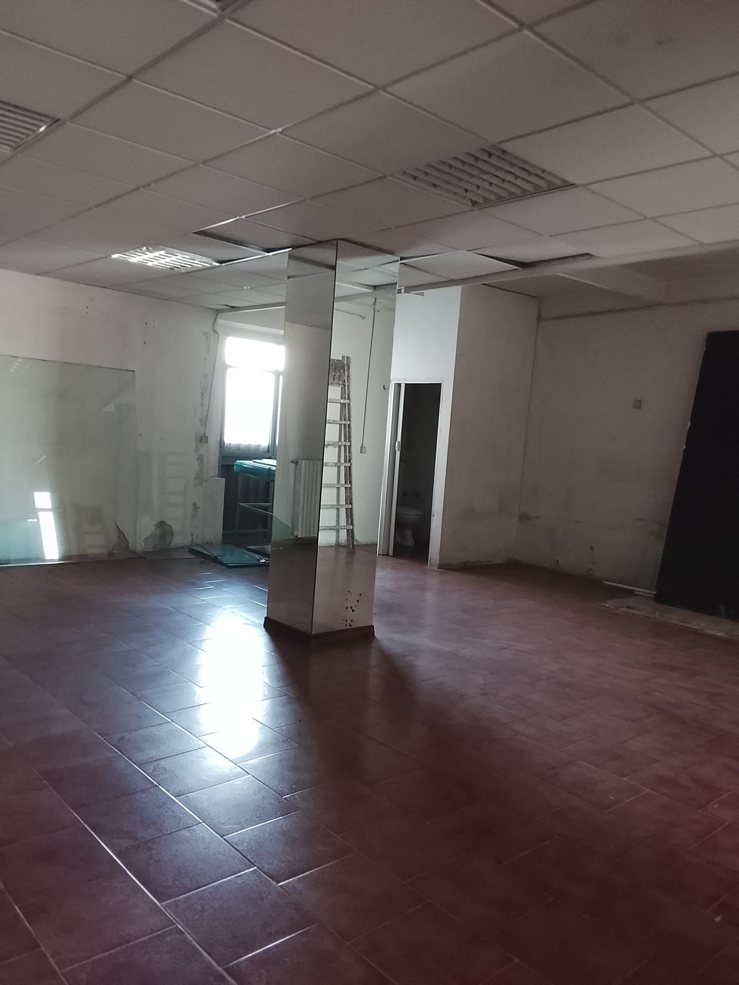 Locale commerciale in affitto, Campi Bisenzio sant'angelo a lecore