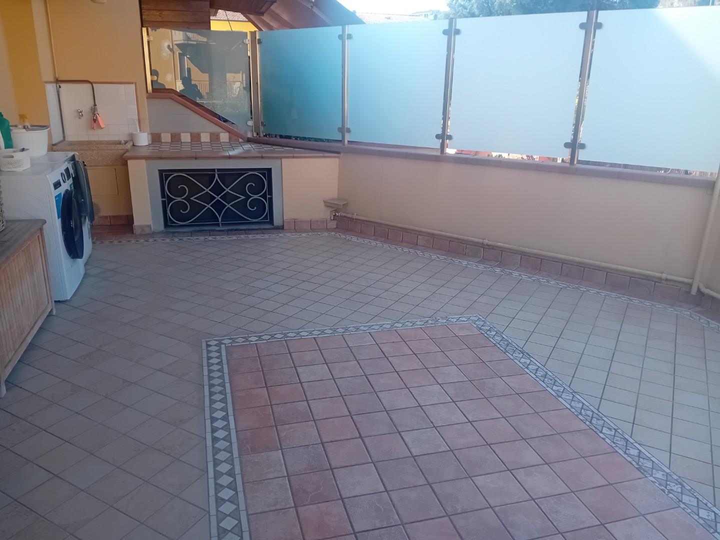 Villa con giardino, Carmignano comeana