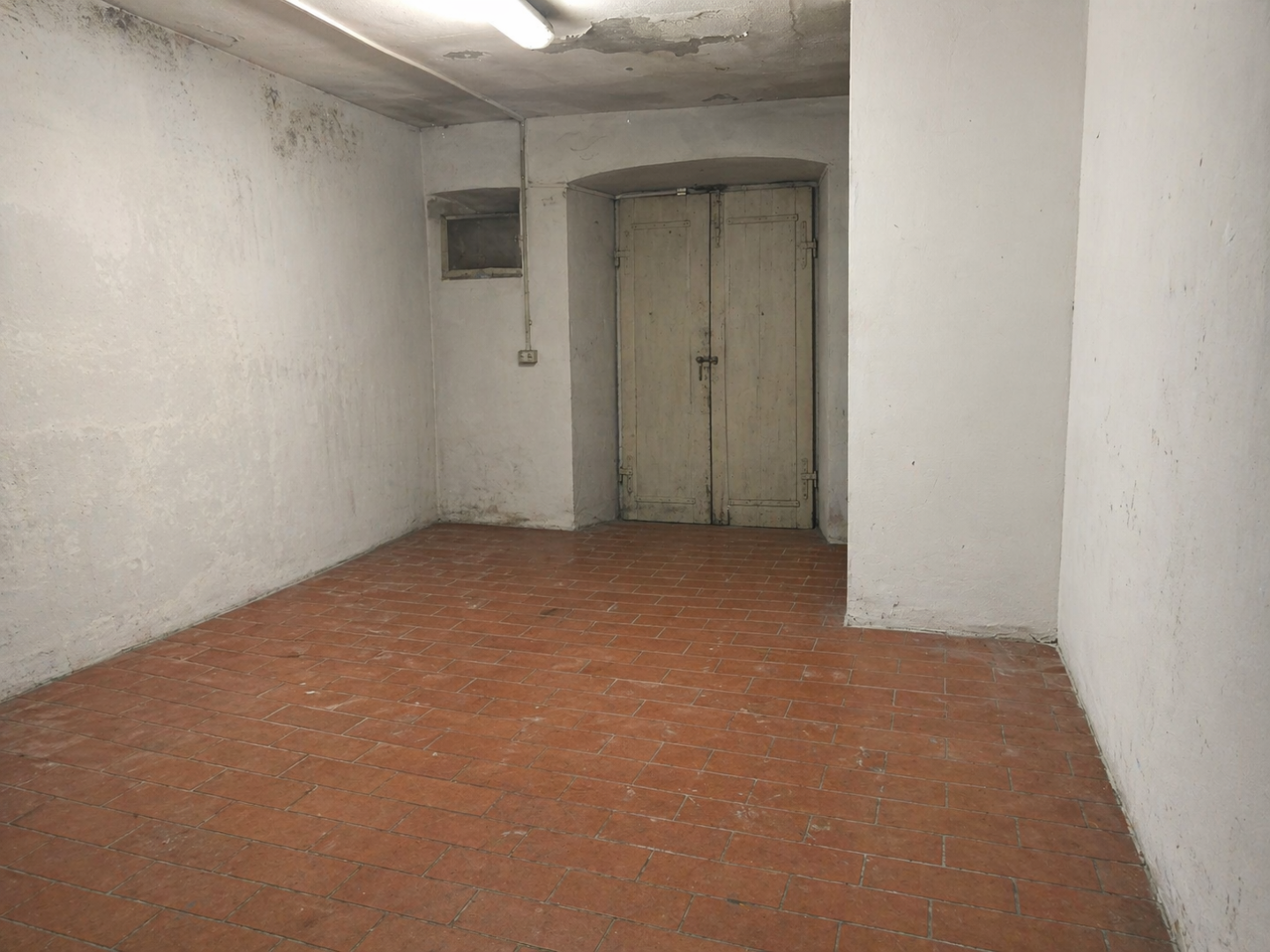 Locale commerciale in affitto, Poggio a Caiano poggetto