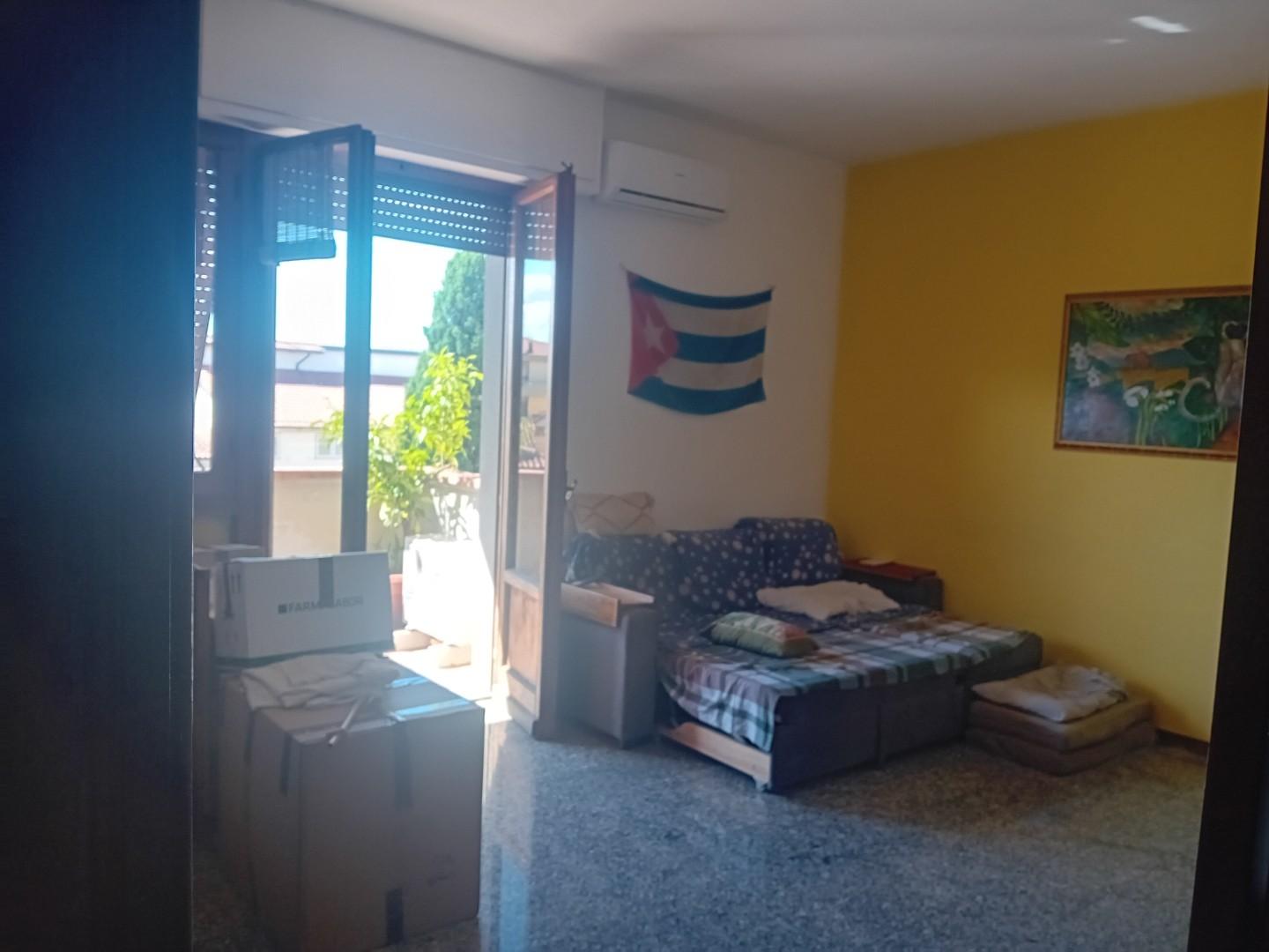 Quadrilocale in affitto, Prato tavola