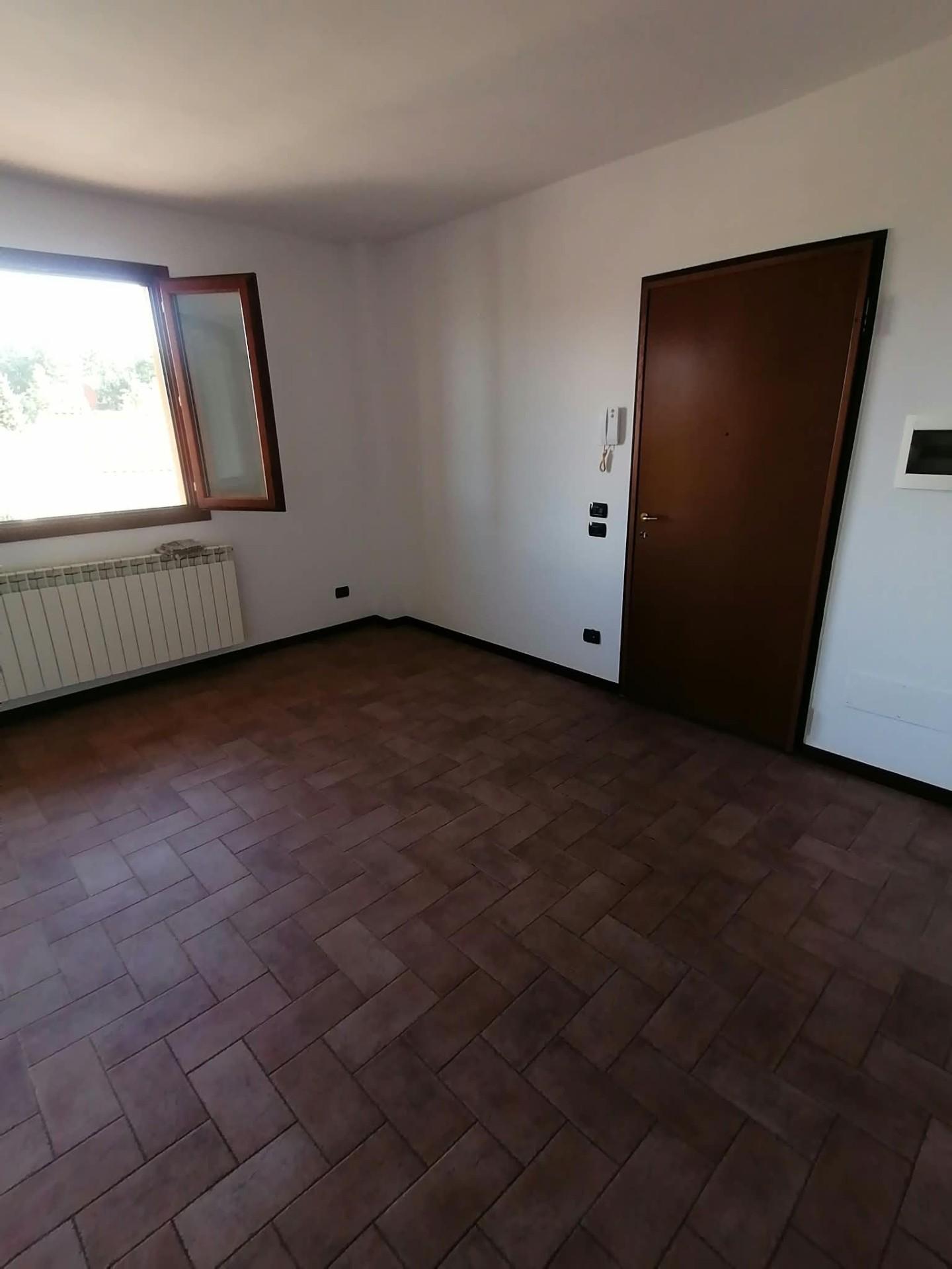 Trilocale con terrazzi, Carmignano comeana