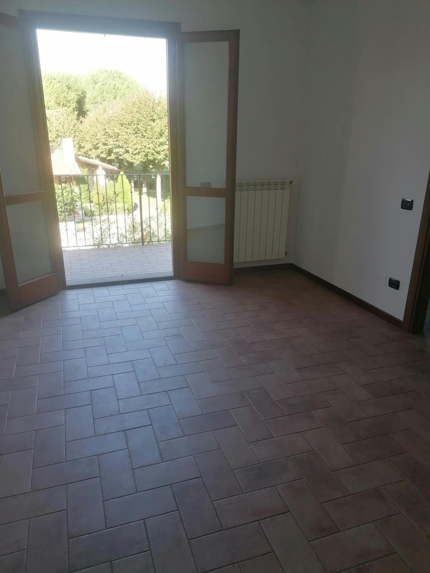 Trilocale con terrazzi, Carmignano comeana