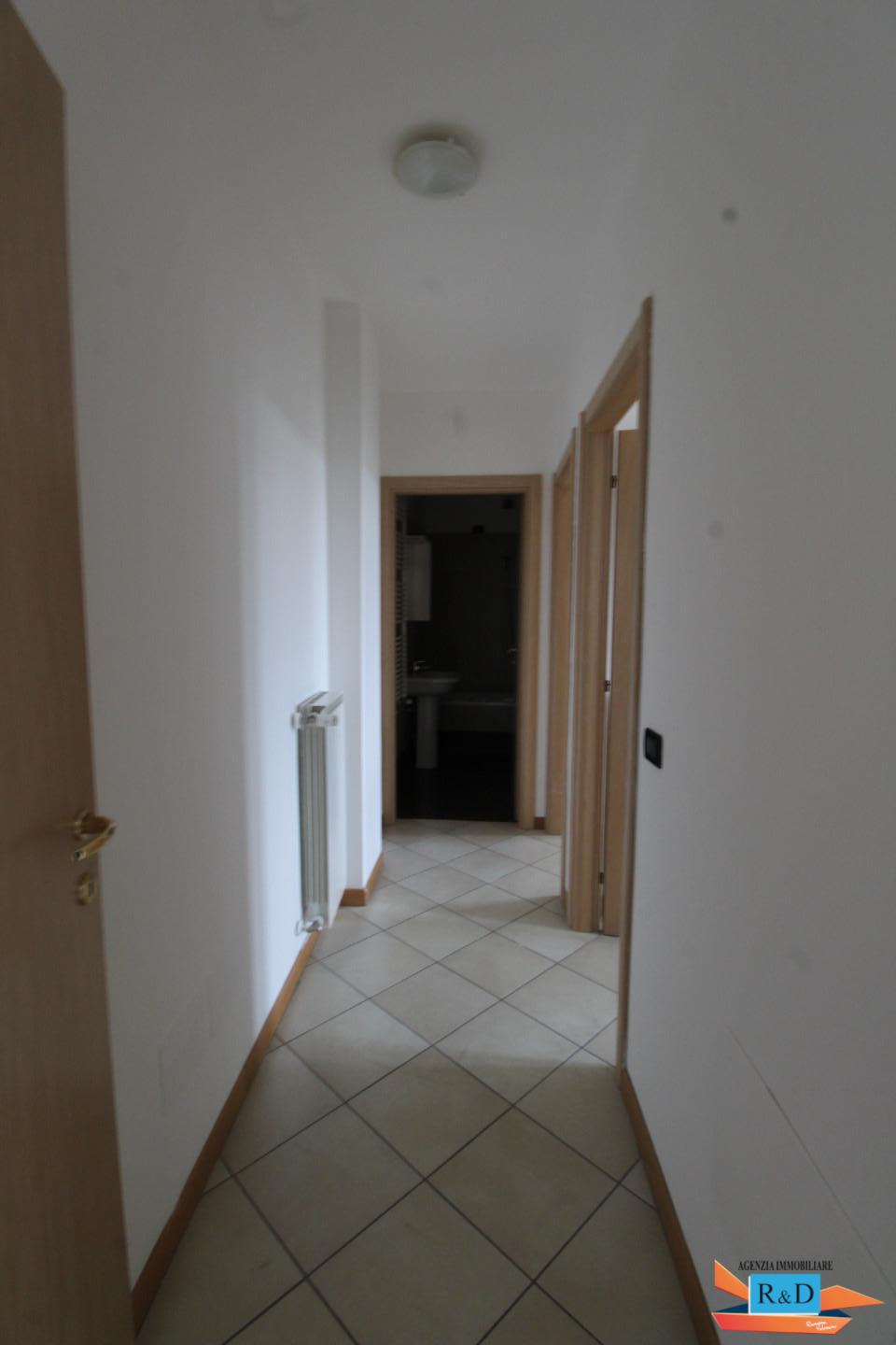 Trilocale con terrazzo a Colle di Val d'Elsa