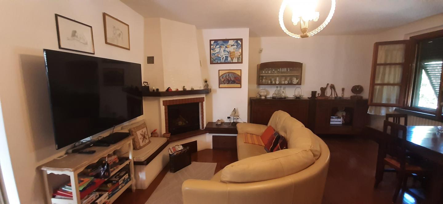 Casa indipendente con giardino a Rosignano Marittimo