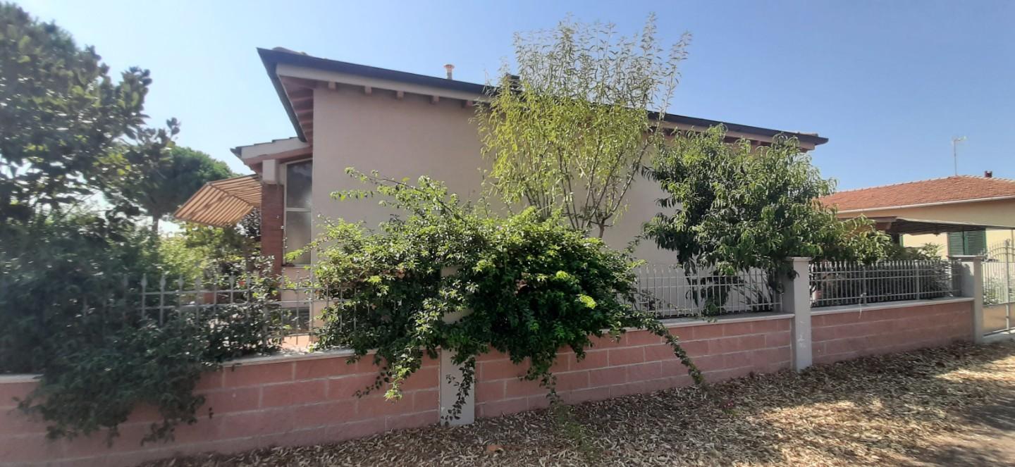 Villa con giardino, Rosignano Marittimo vada