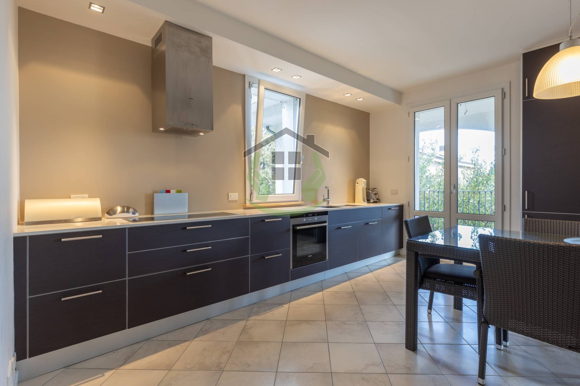 Villa in vendita a Acquaviva Picena