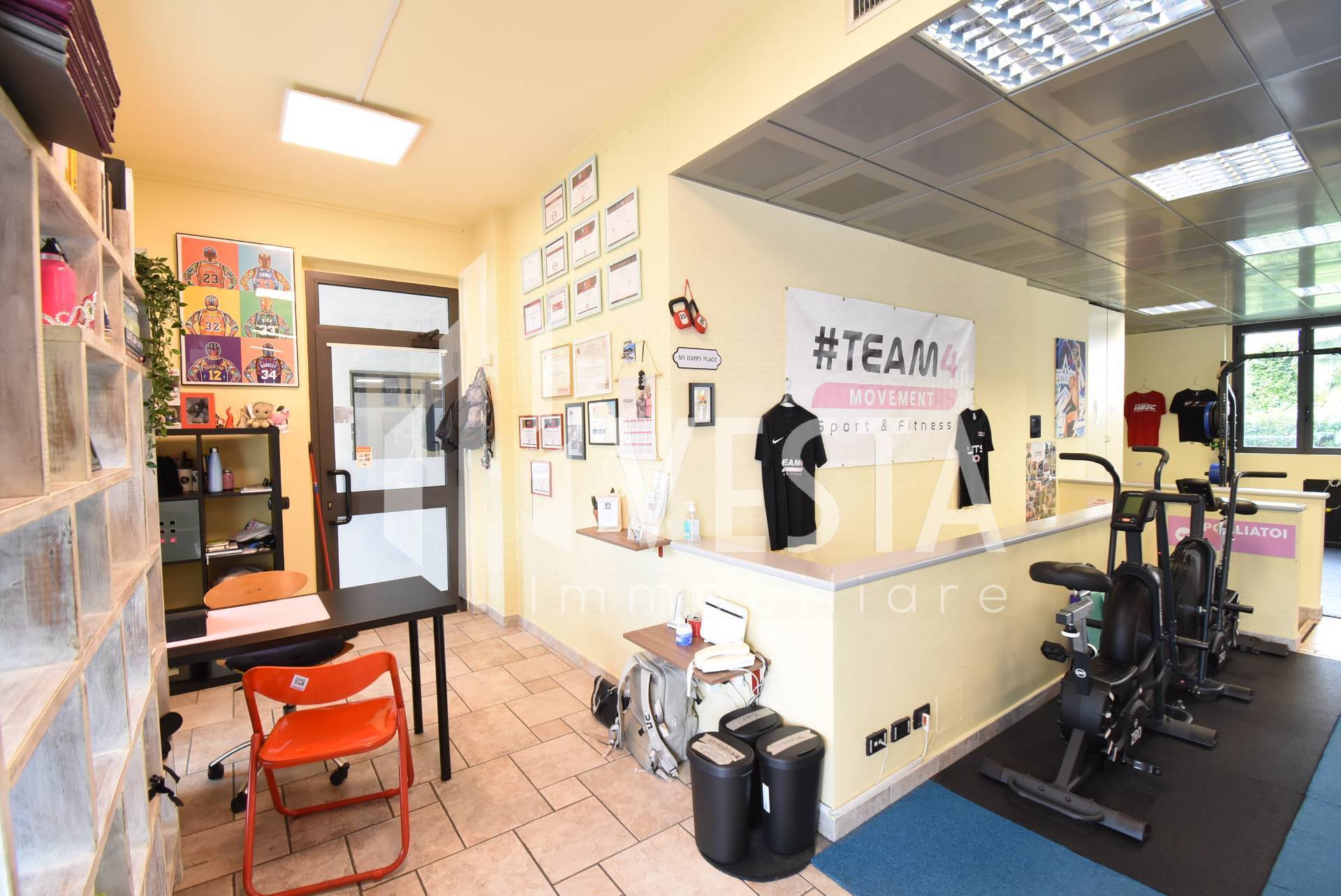 Negozio in affitto a Merate