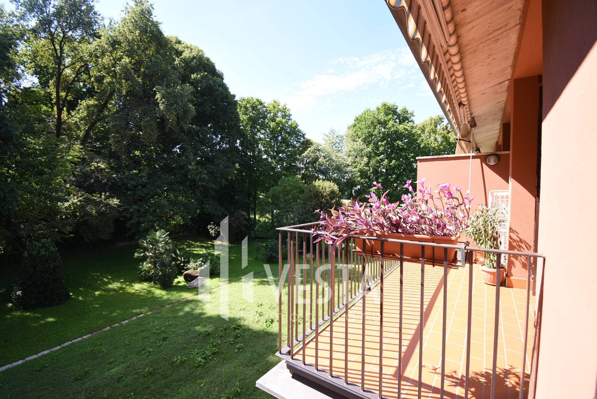 Appartamento in vendita a Monticello Brianza