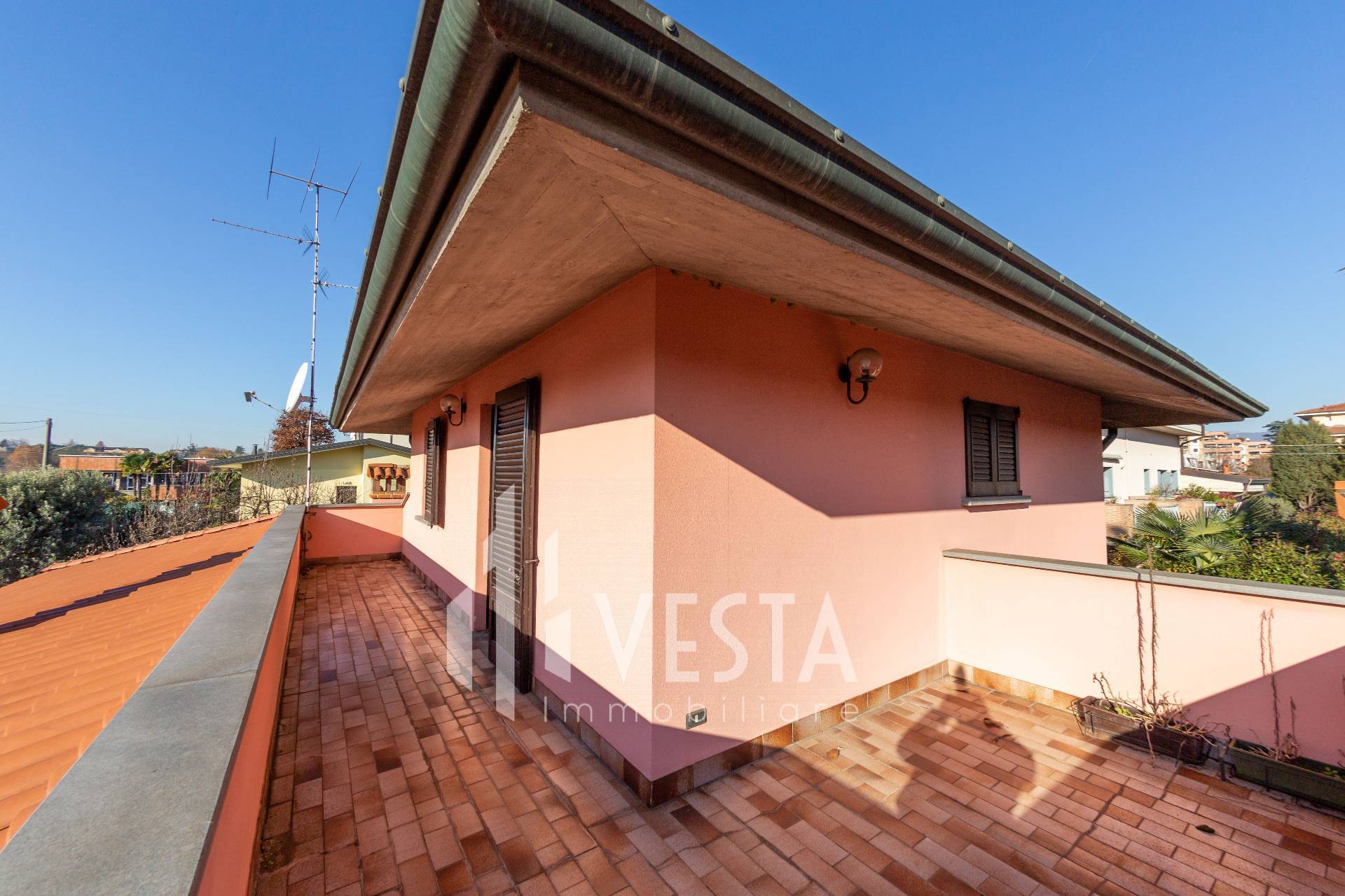 Villa in vendita a Osnago