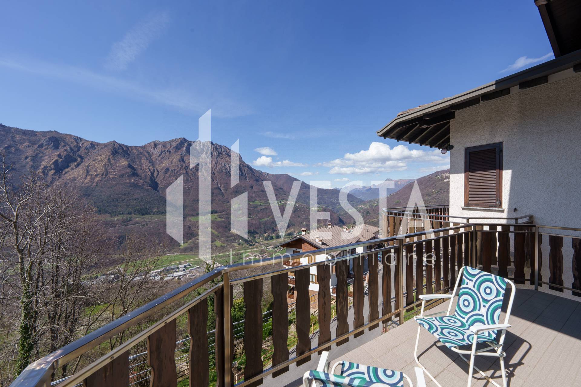 Appartamento in vendita a Crandola Valsassina