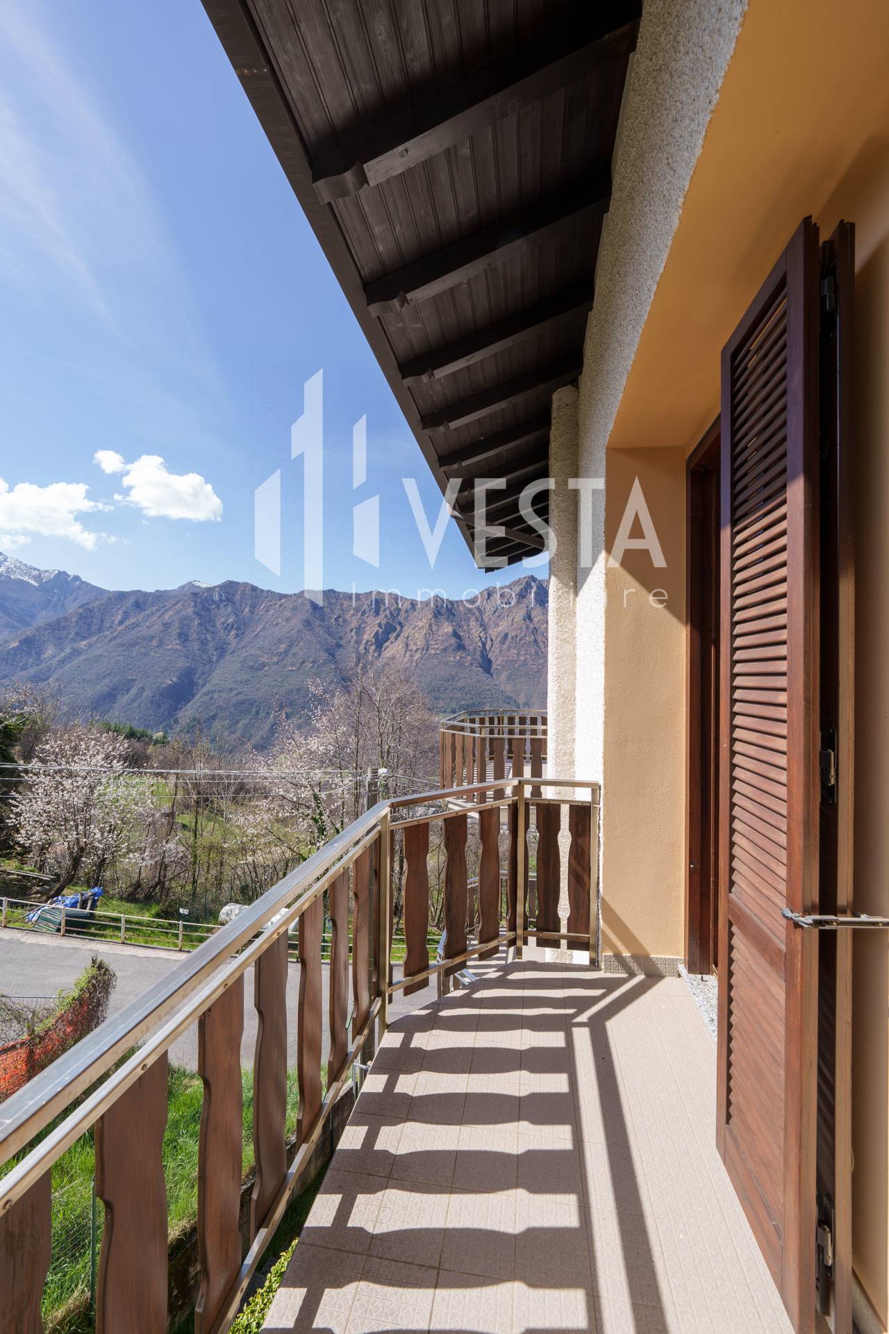 Appartamento in vendita a Crandola Valsassina