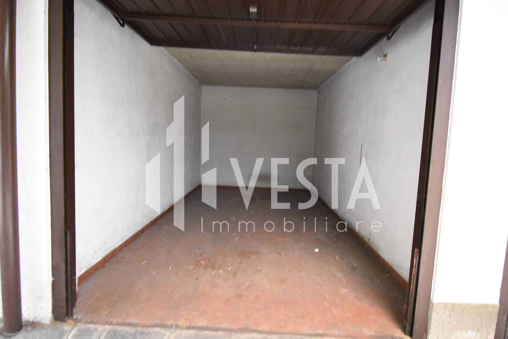 Box o garage in vendita a Cernusco Lombardone