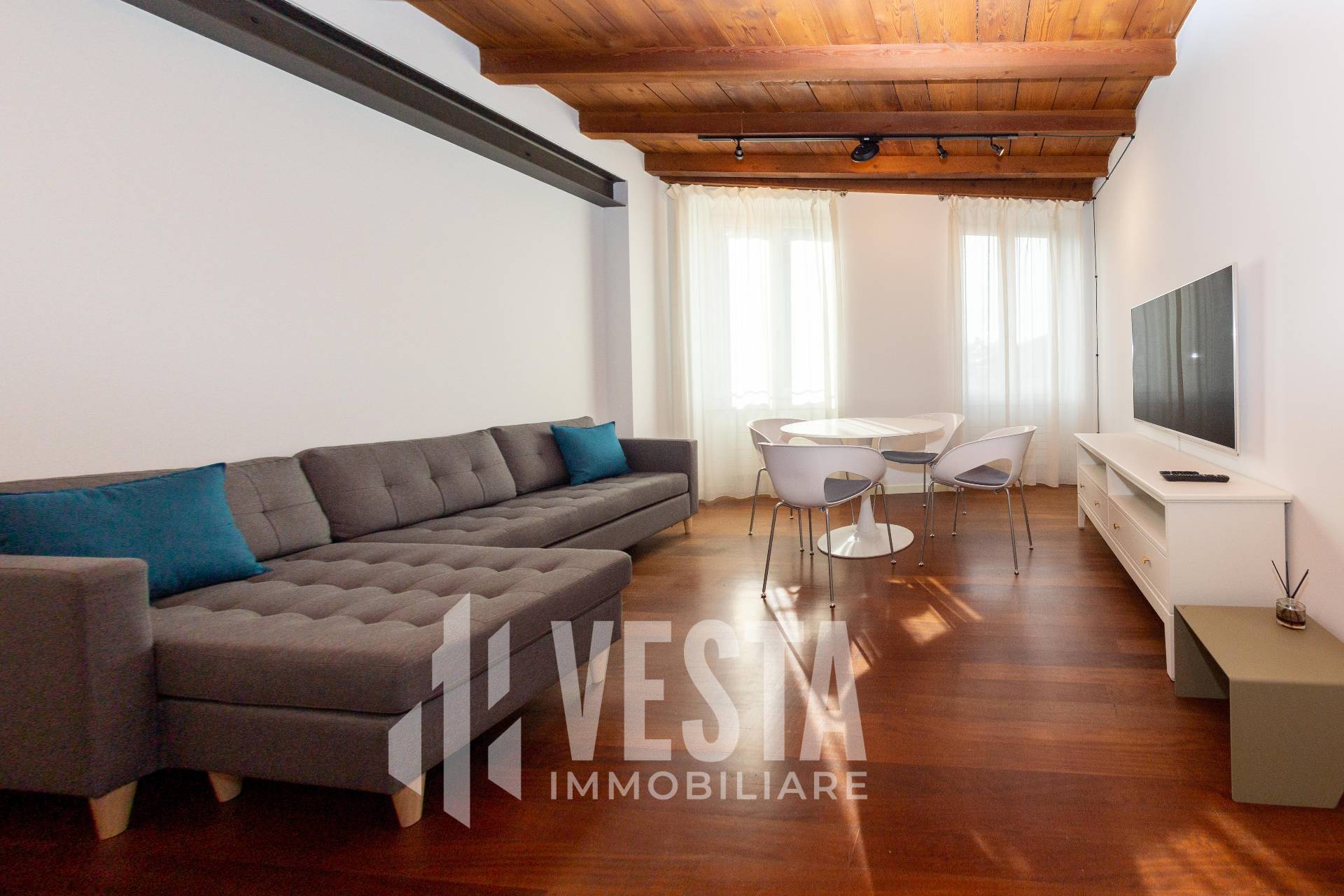 Appartamento in affitto a Monza