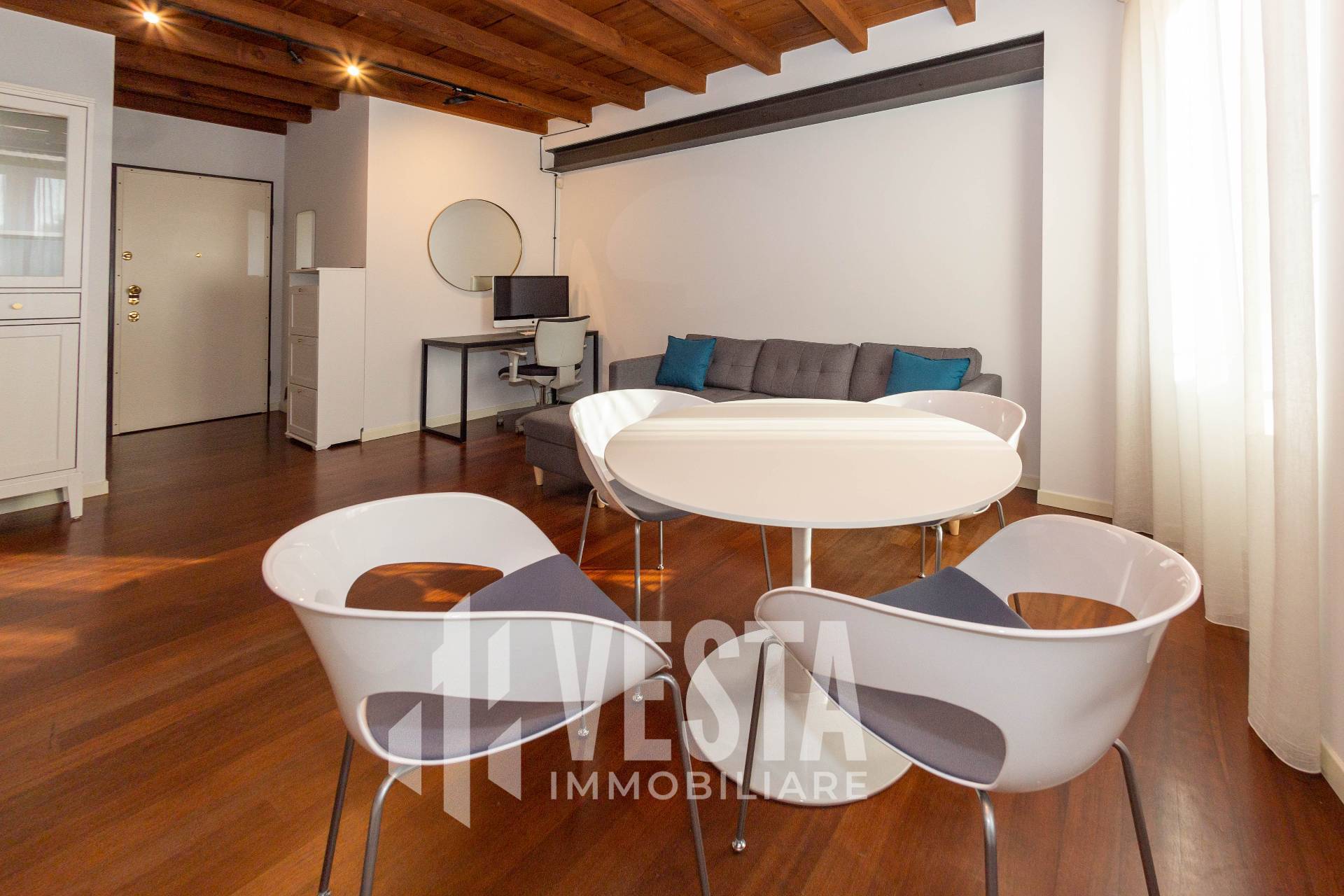 Appartamento in affitto a Monza