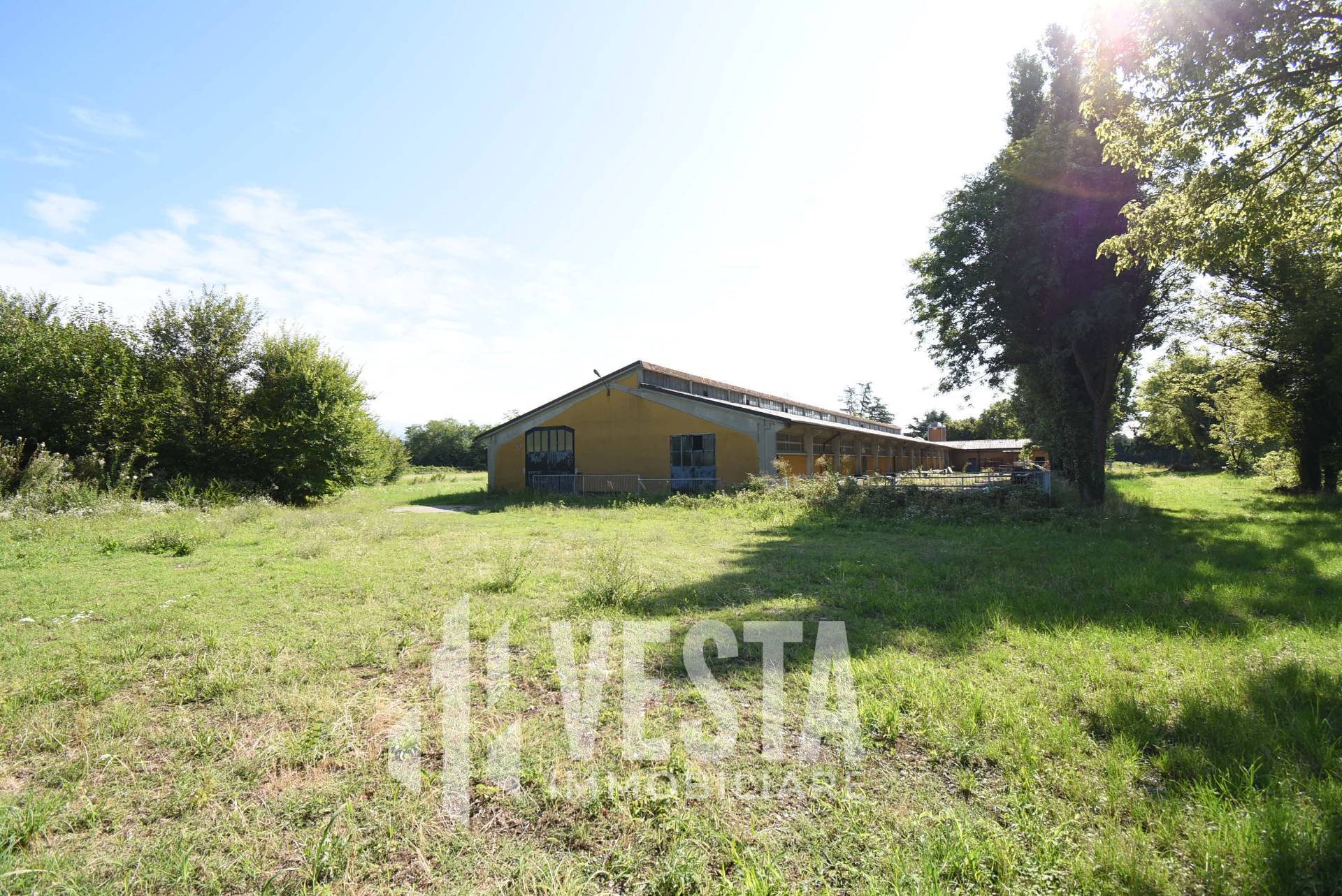 Deposito in vendita a Robbiate