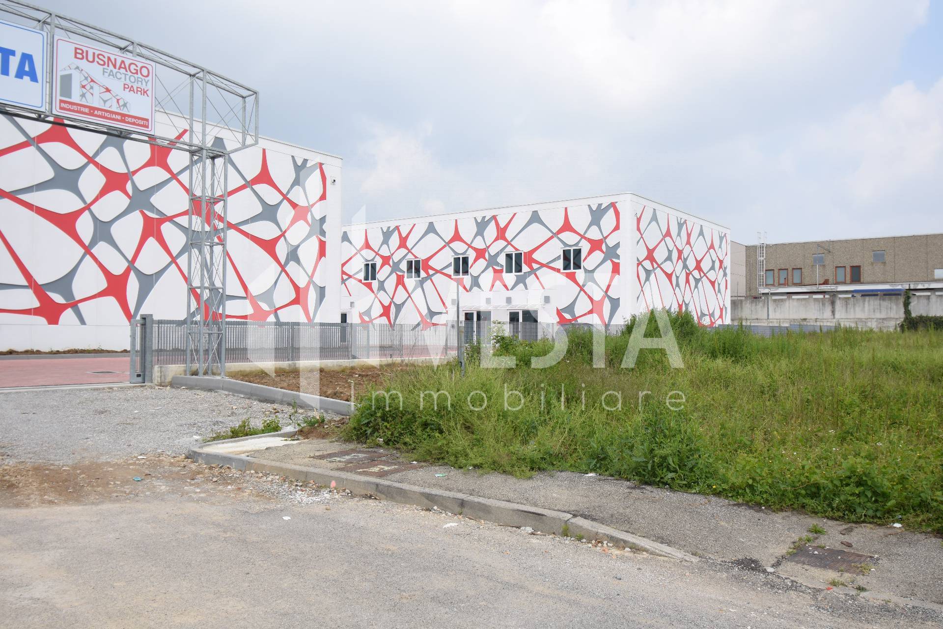 Capannone in affitto a Busnago