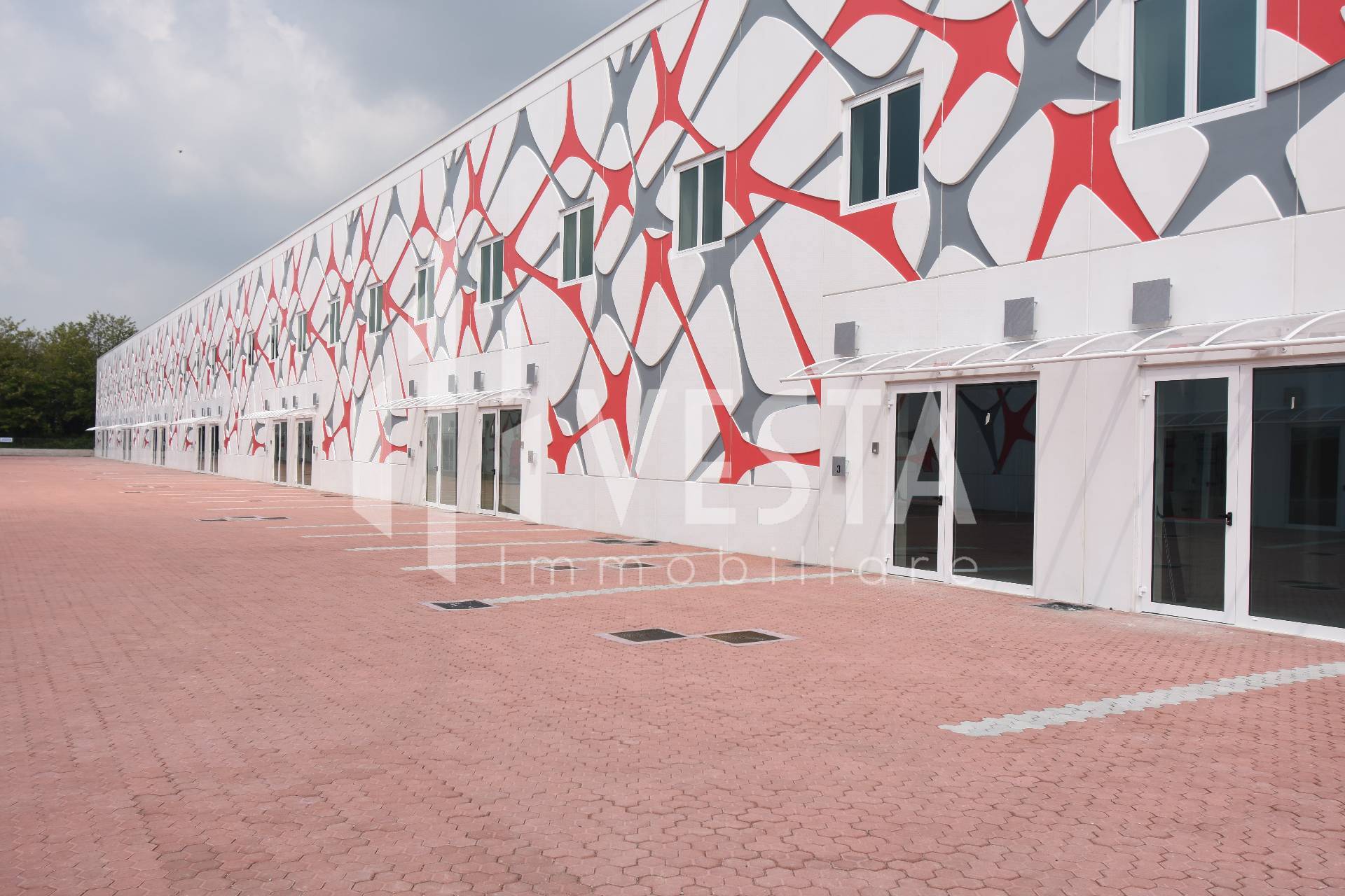 Capannone in affitto a Busnago