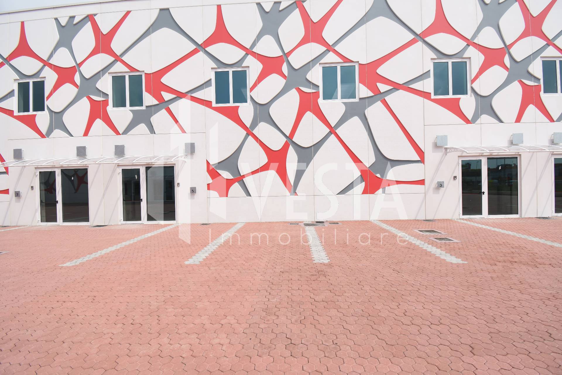 Capannone in affitto a Busnago