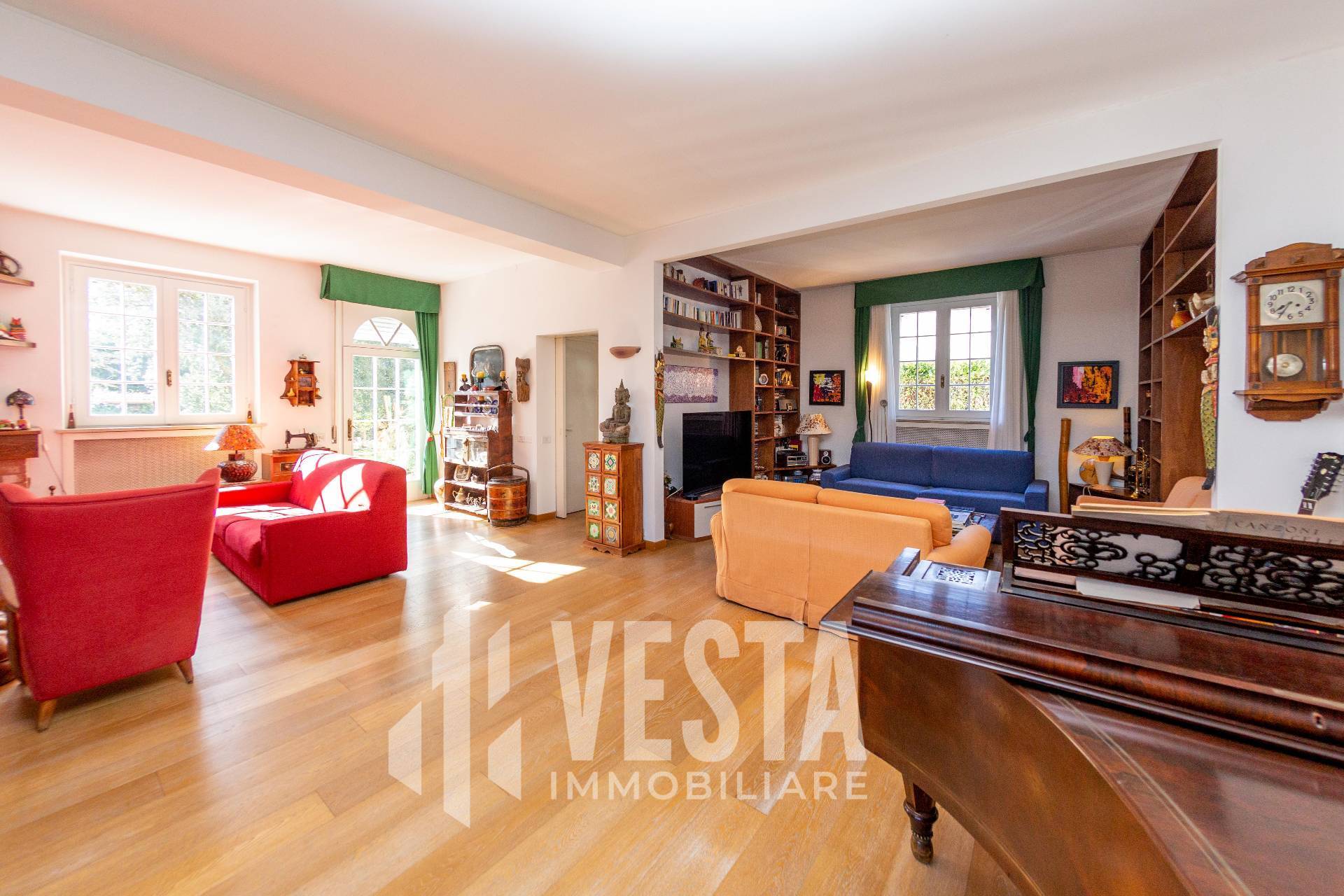 Villa in vendita a Imbersago