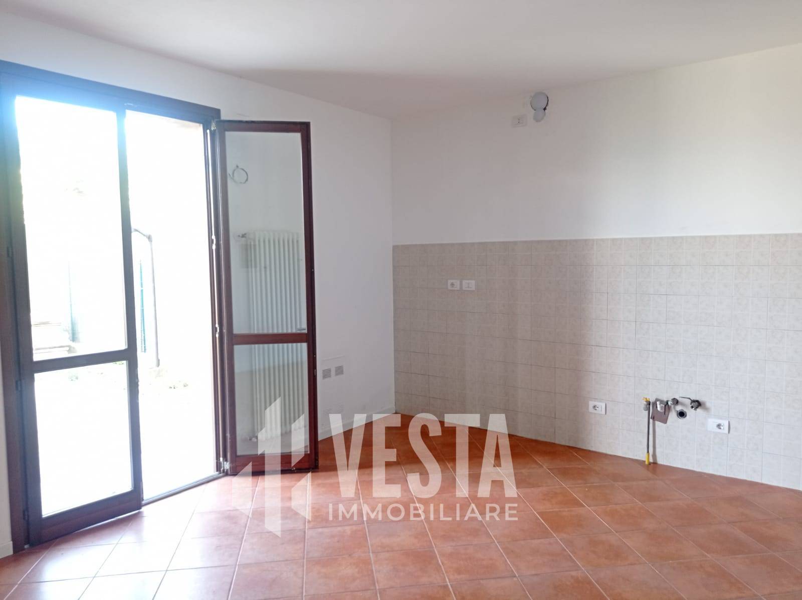 Appartamento in vendita a Erba, Buccinigo